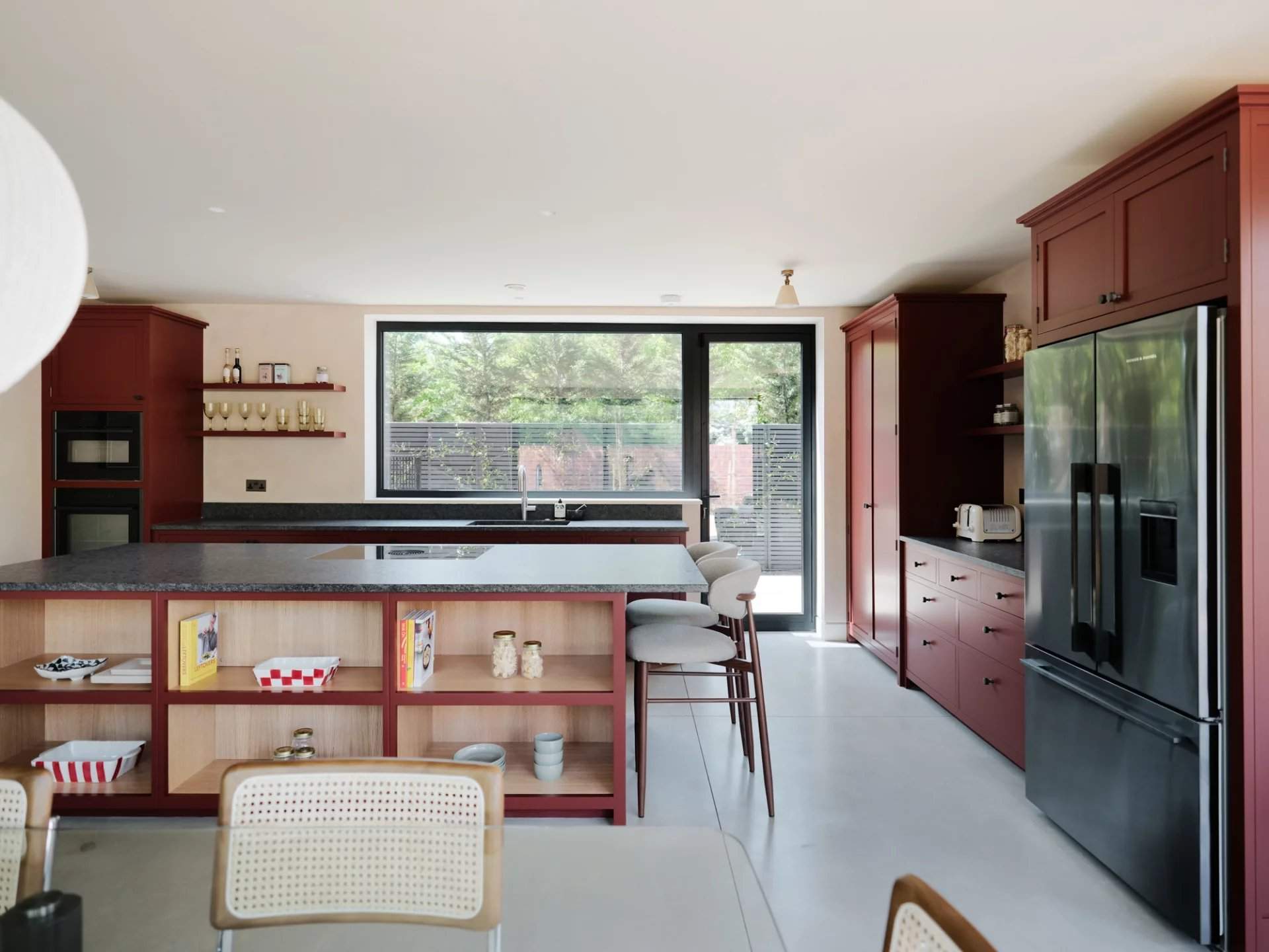 London  - House 5 Bedrooms - picture 3