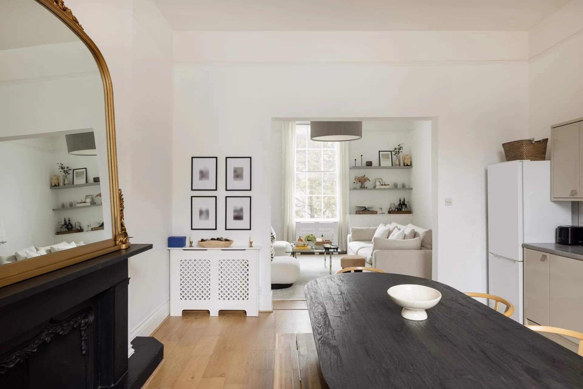 London  - Apartment 2 Bedrooms - picture 4