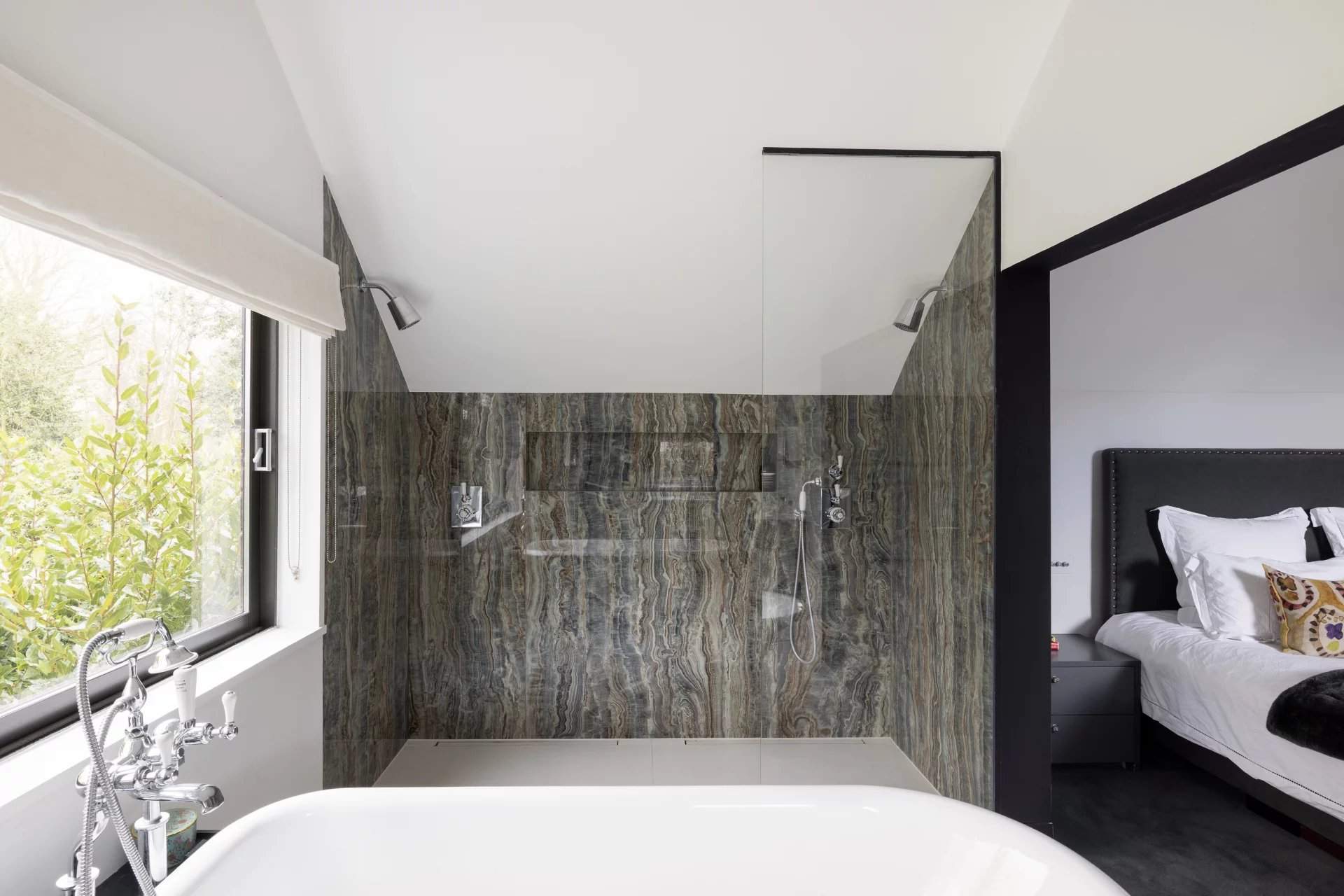 London  - House 5 Bedrooms - picture 12