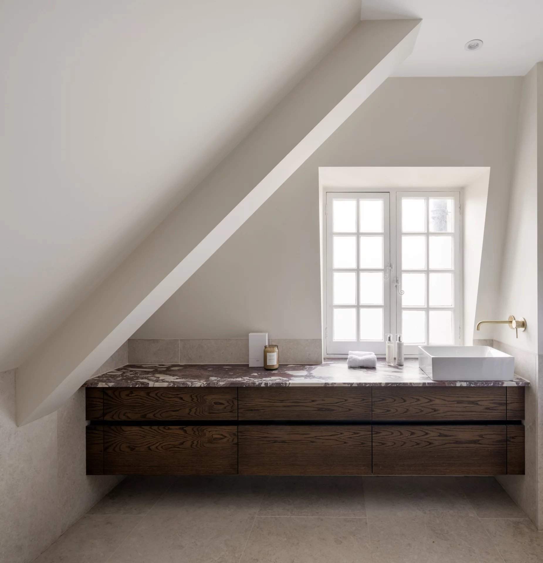 London  - Apartment 2 Bedrooms - picture 8