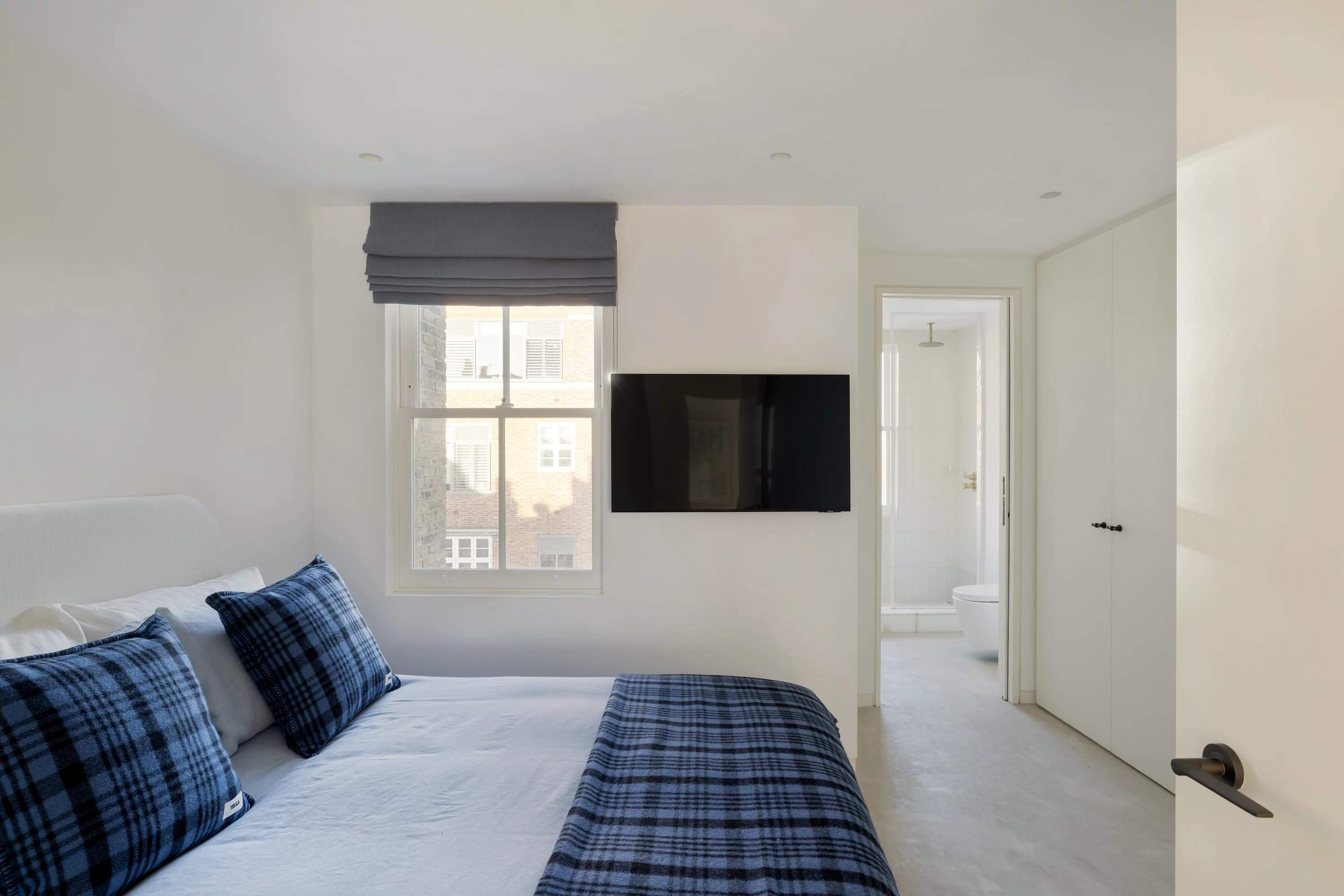 London  - Apartment 2 Bedrooms - picture 8