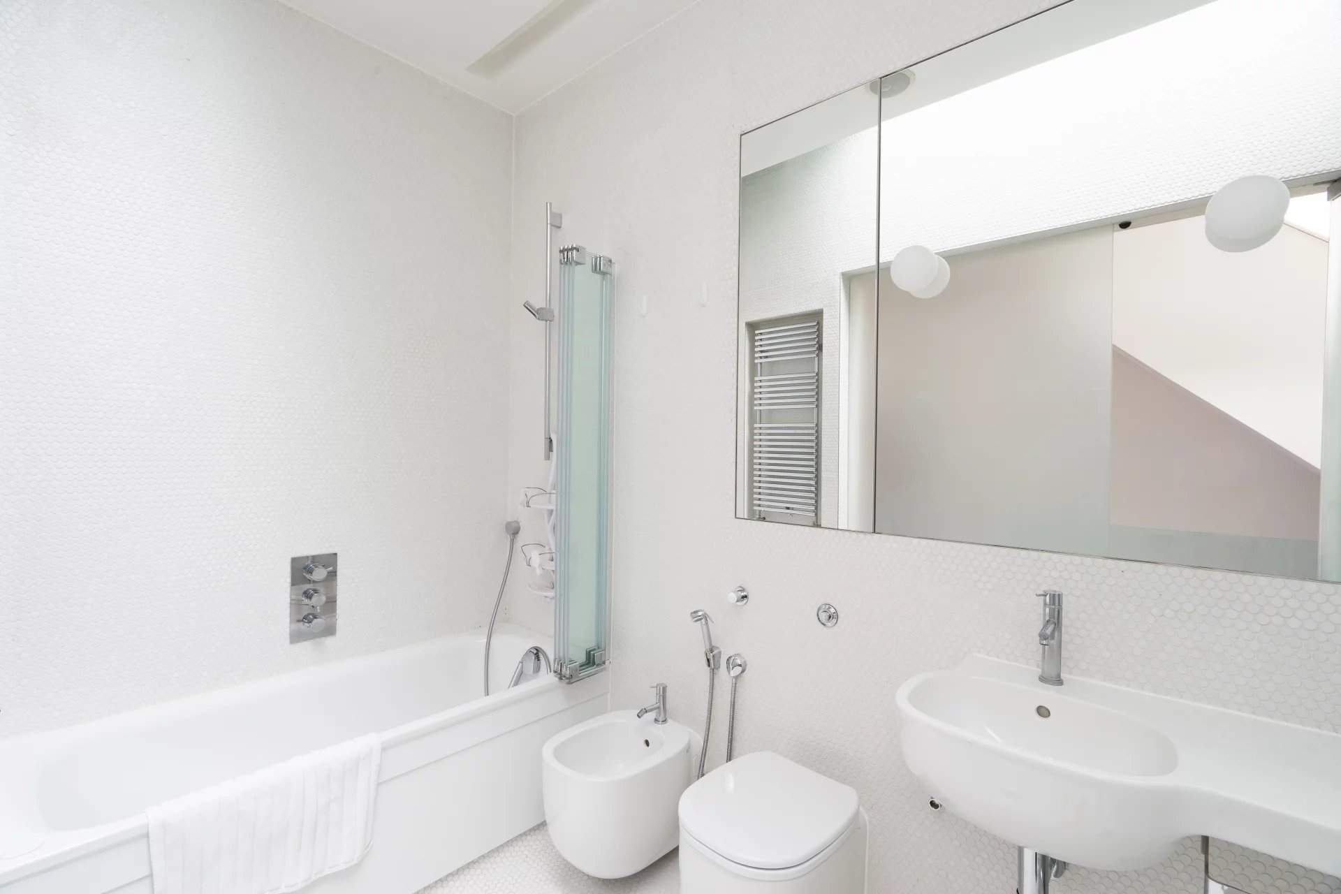 London  - Apartment 3 Bedrooms - picture 12