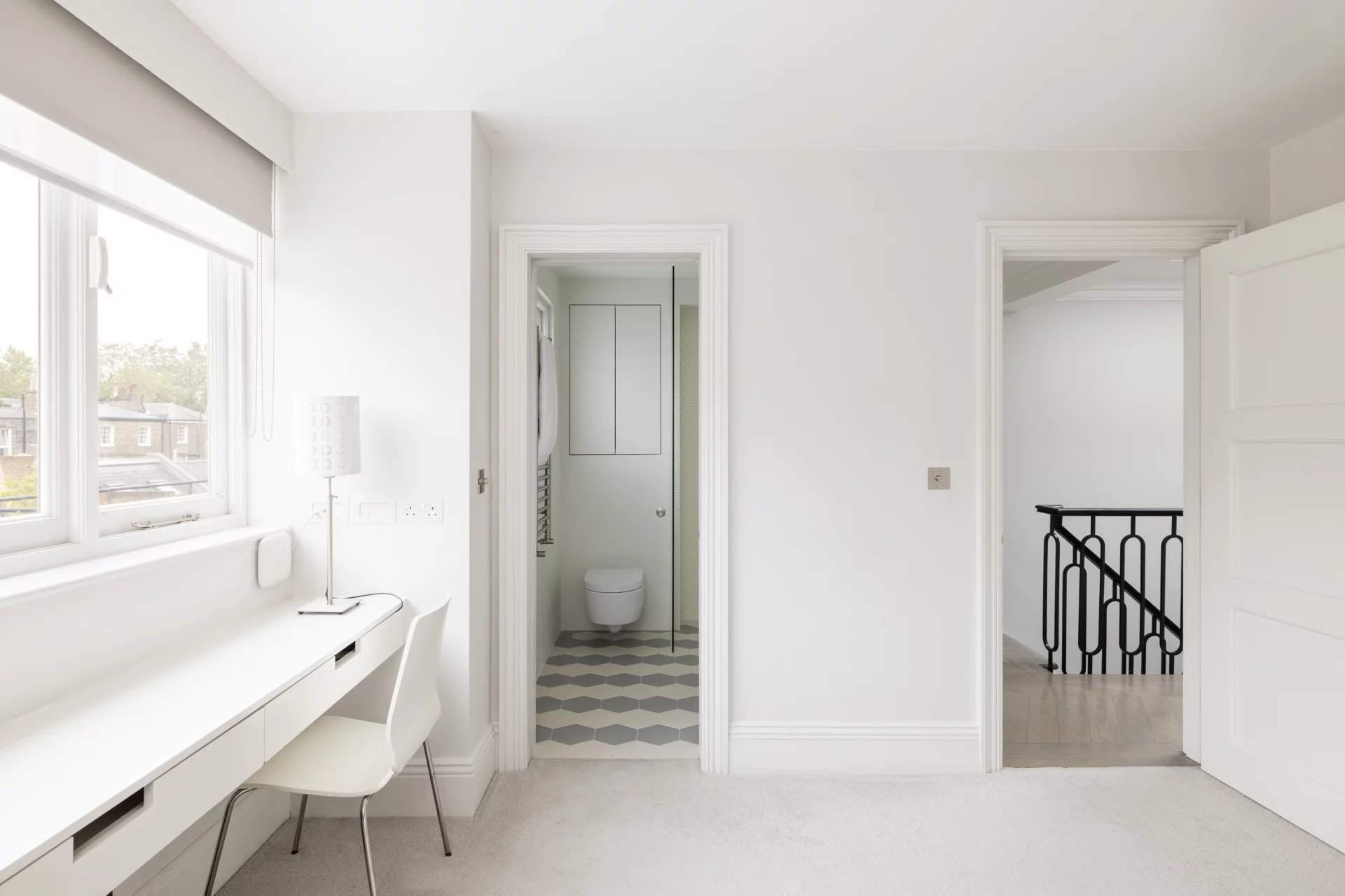 London  - House 6 Bedrooms - picture 14