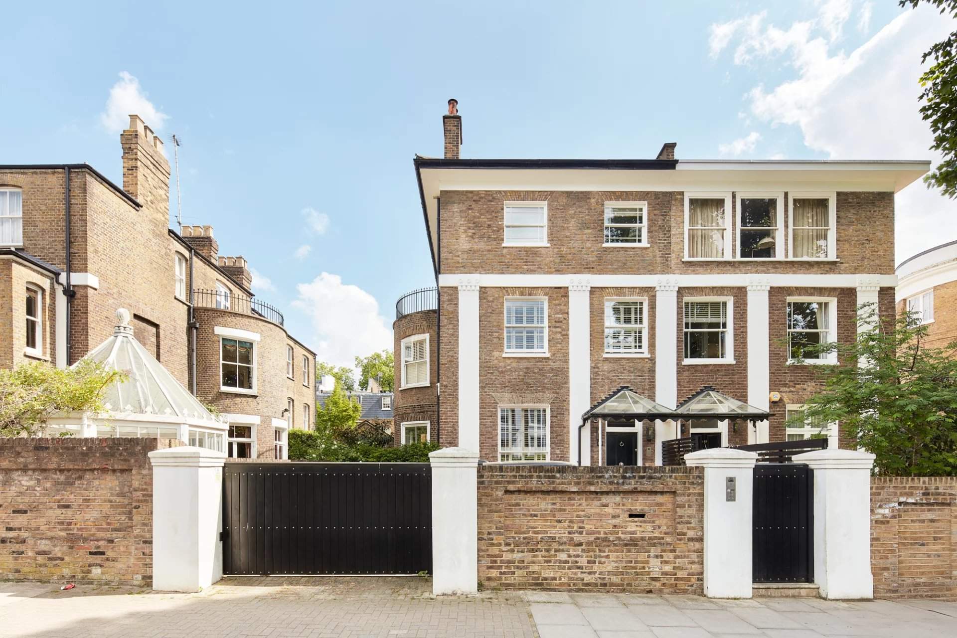 London  - House 6 Bedrooms - picture 1