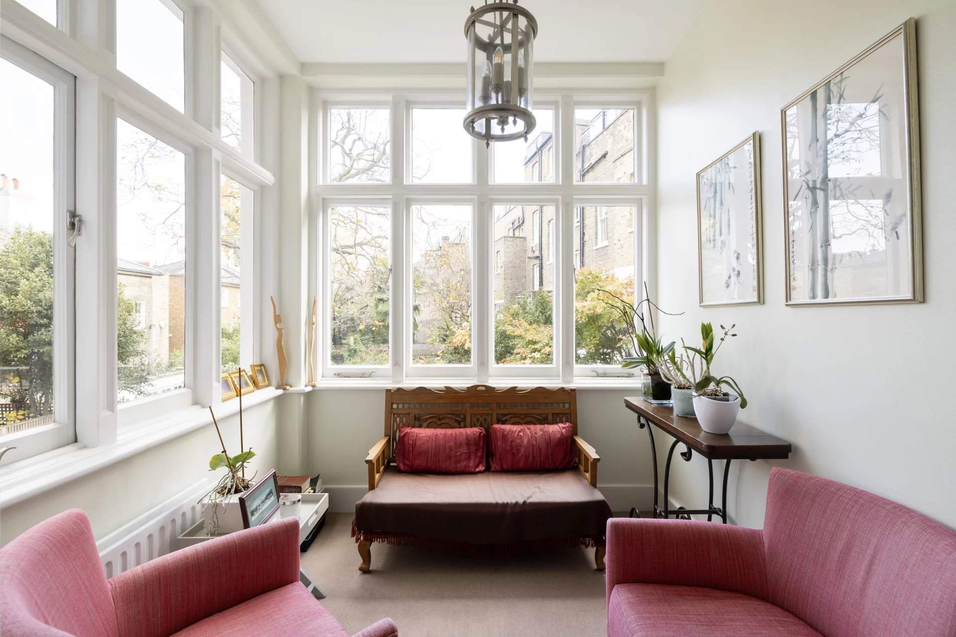 London  - House 5 Bedrooms - picture 7