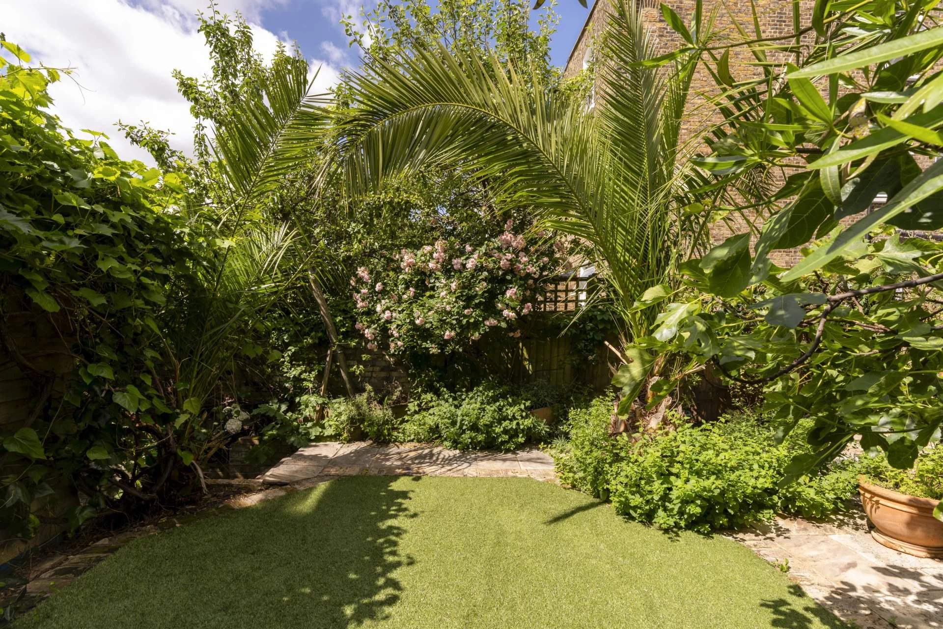 London  - House 6 Bedrooms - picture 8