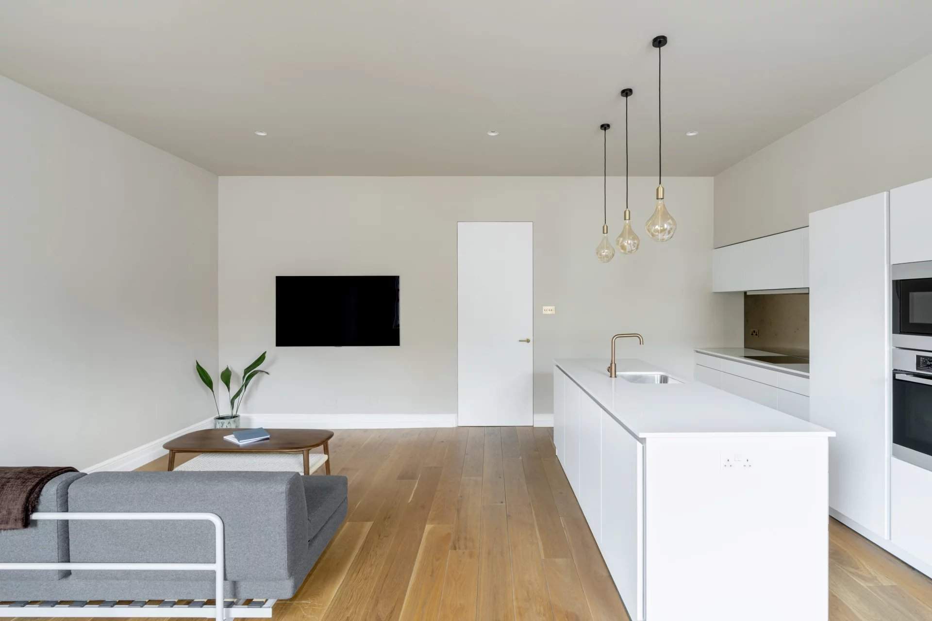 London  - Apartment 2 Bedrooms - picture 6