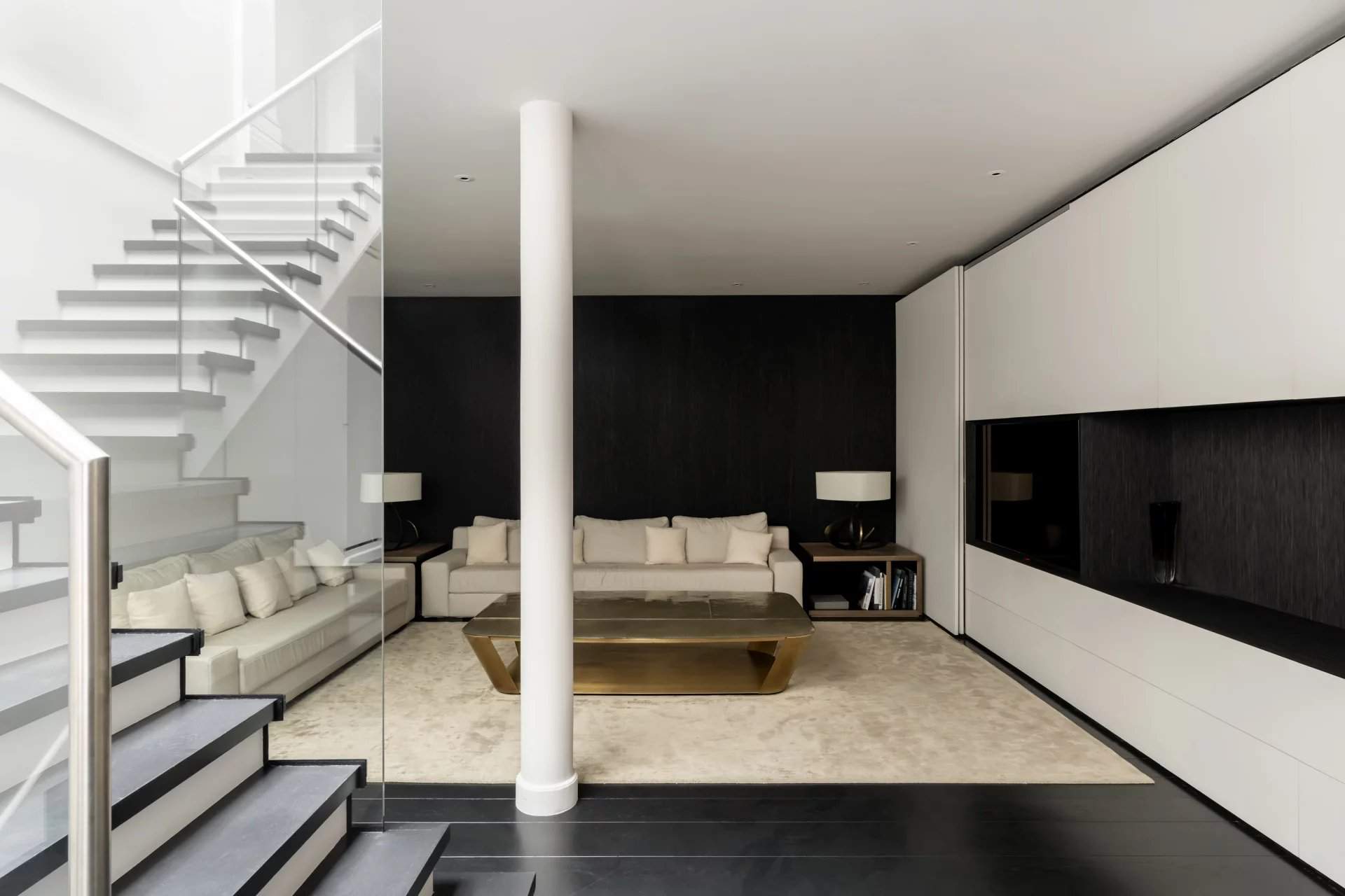 London  - House 4 Bedrooms - picture 10