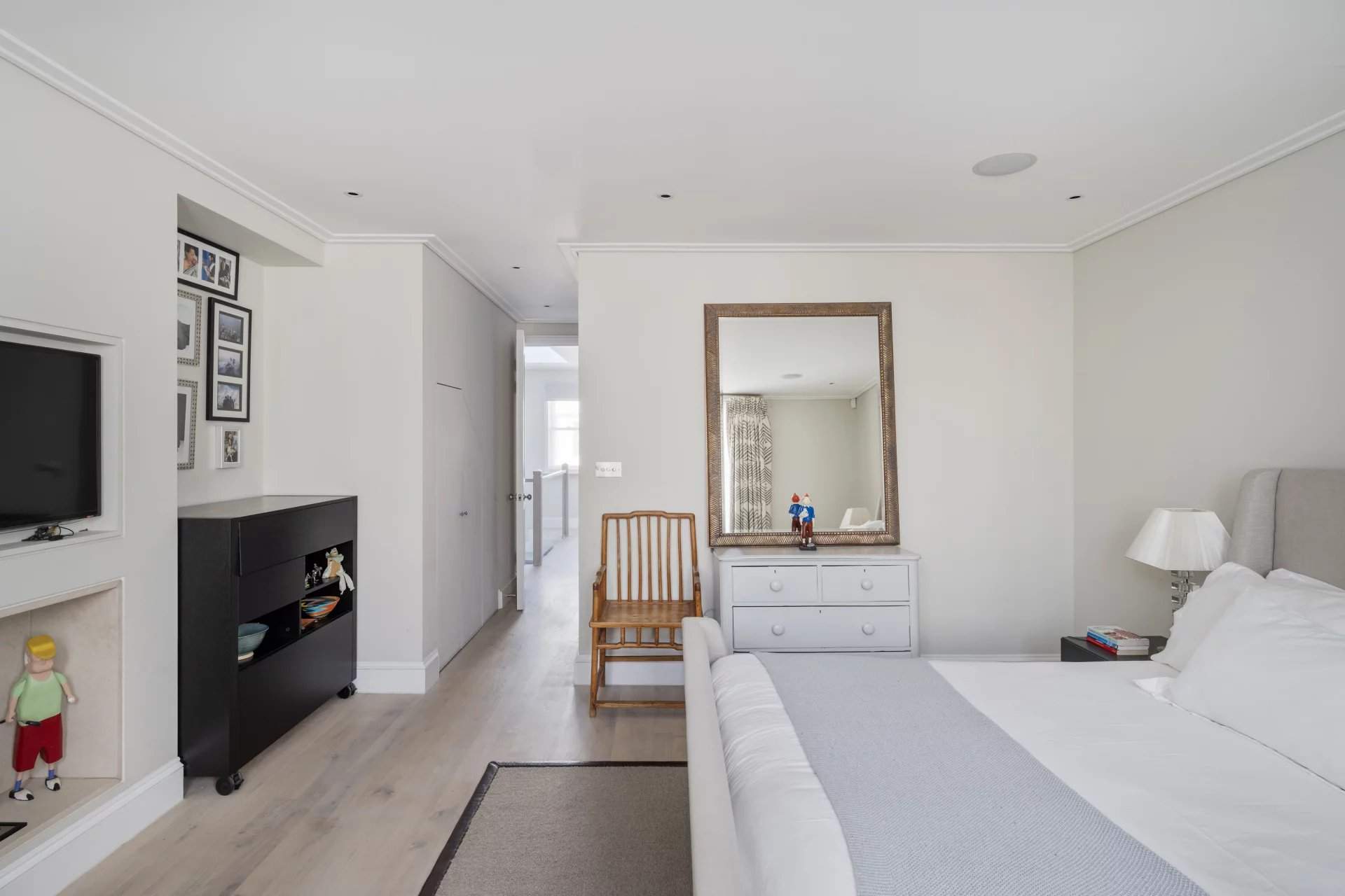 London  - Apartment 3 Bedrooms - picture 10