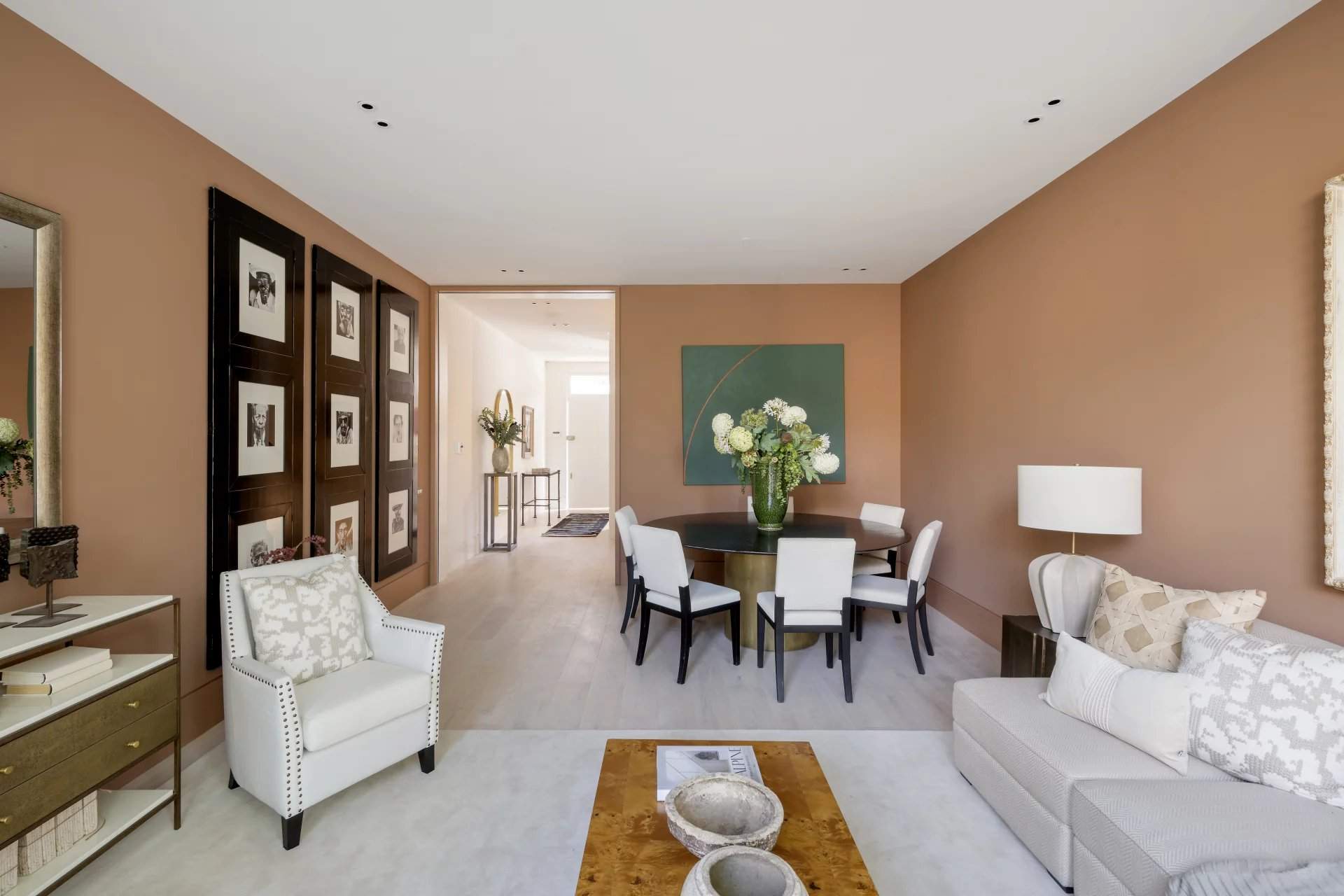 London  - House 4 Bedrooms - picture 3