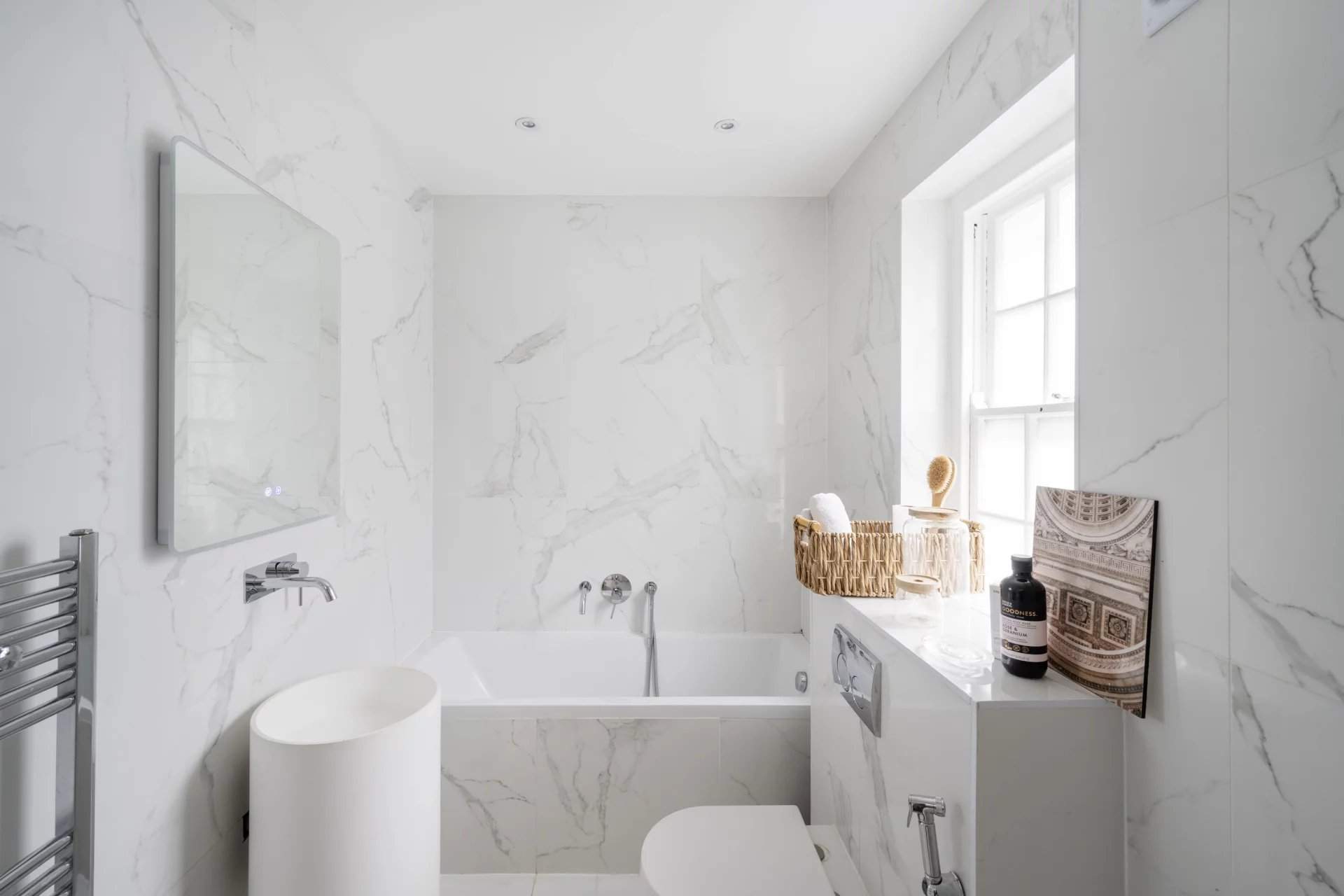 London  - House 4 Bedrooms - picture 9