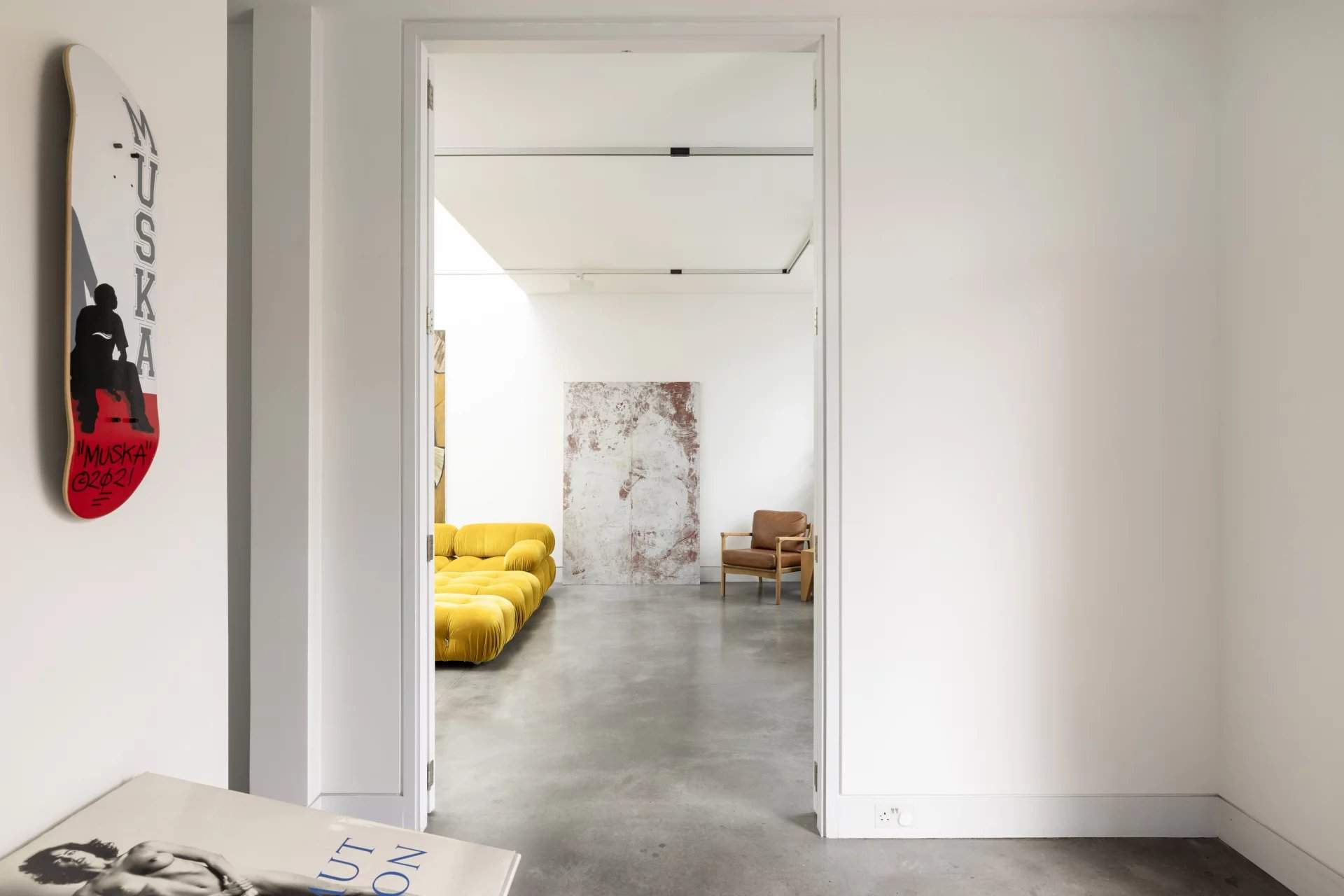 London  - House 3 Bedrooms - picture 9