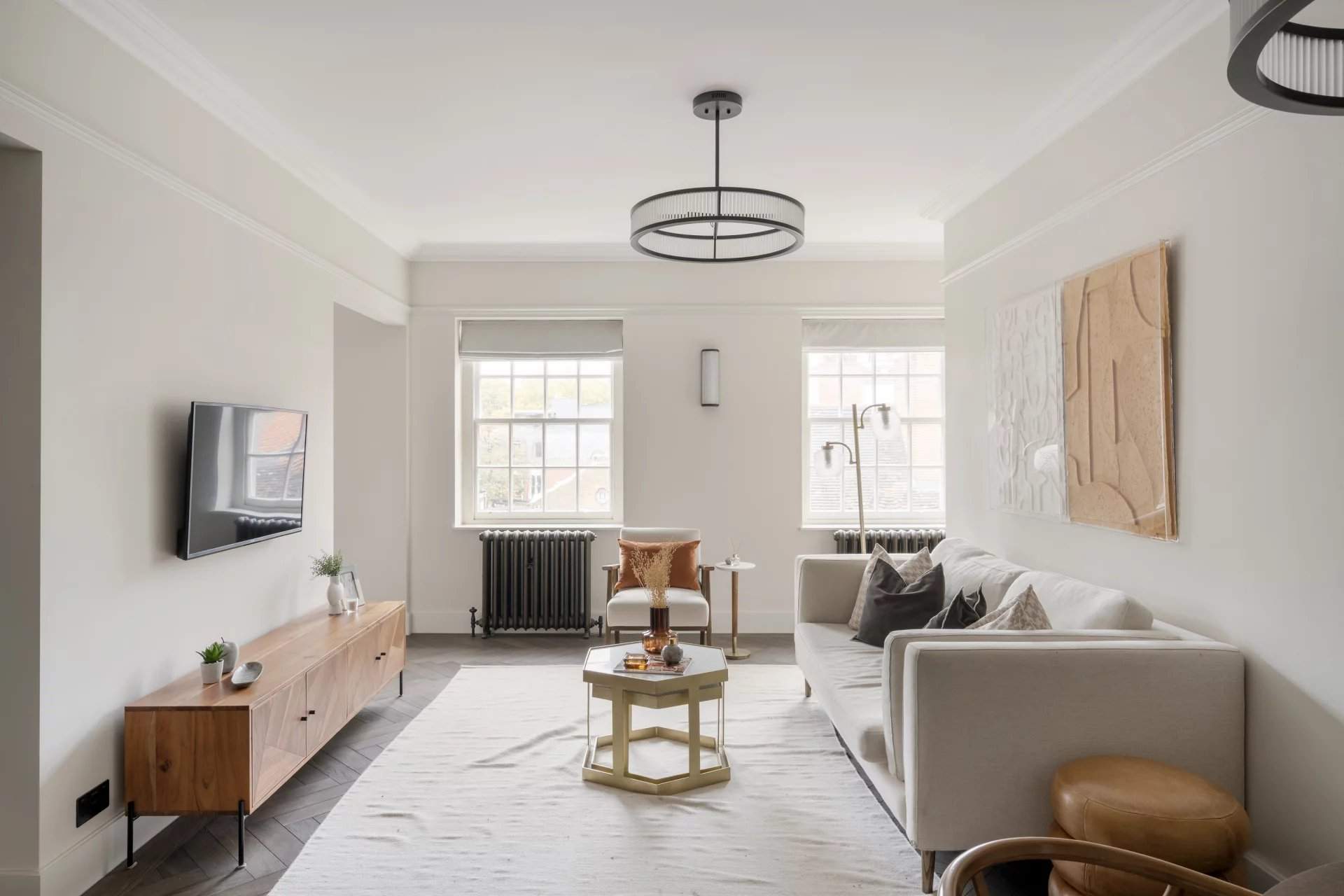 London  - Apartment 2 Bedrooms - picture 1