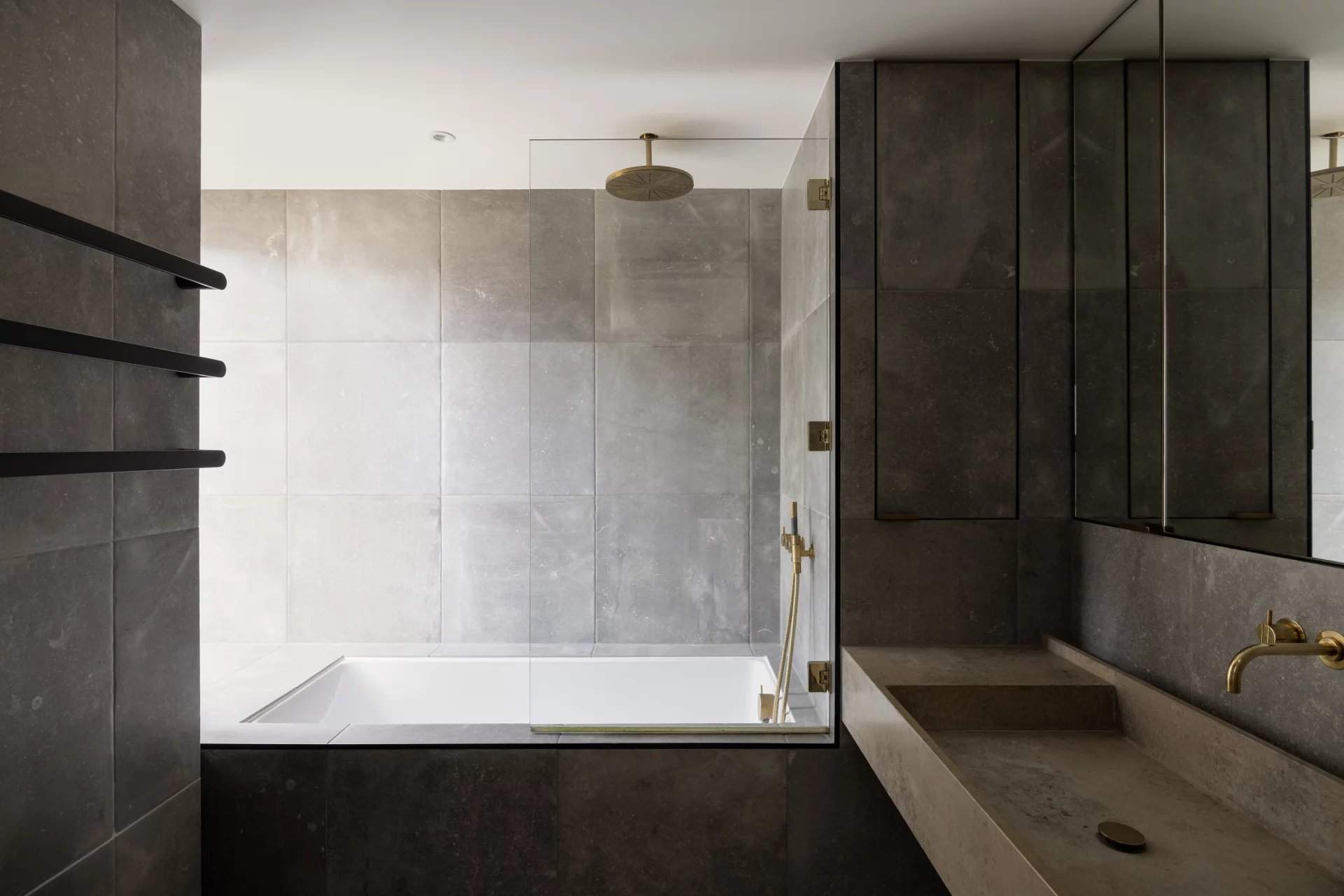 London  - Apartment 2 Bedrooms - picture 11