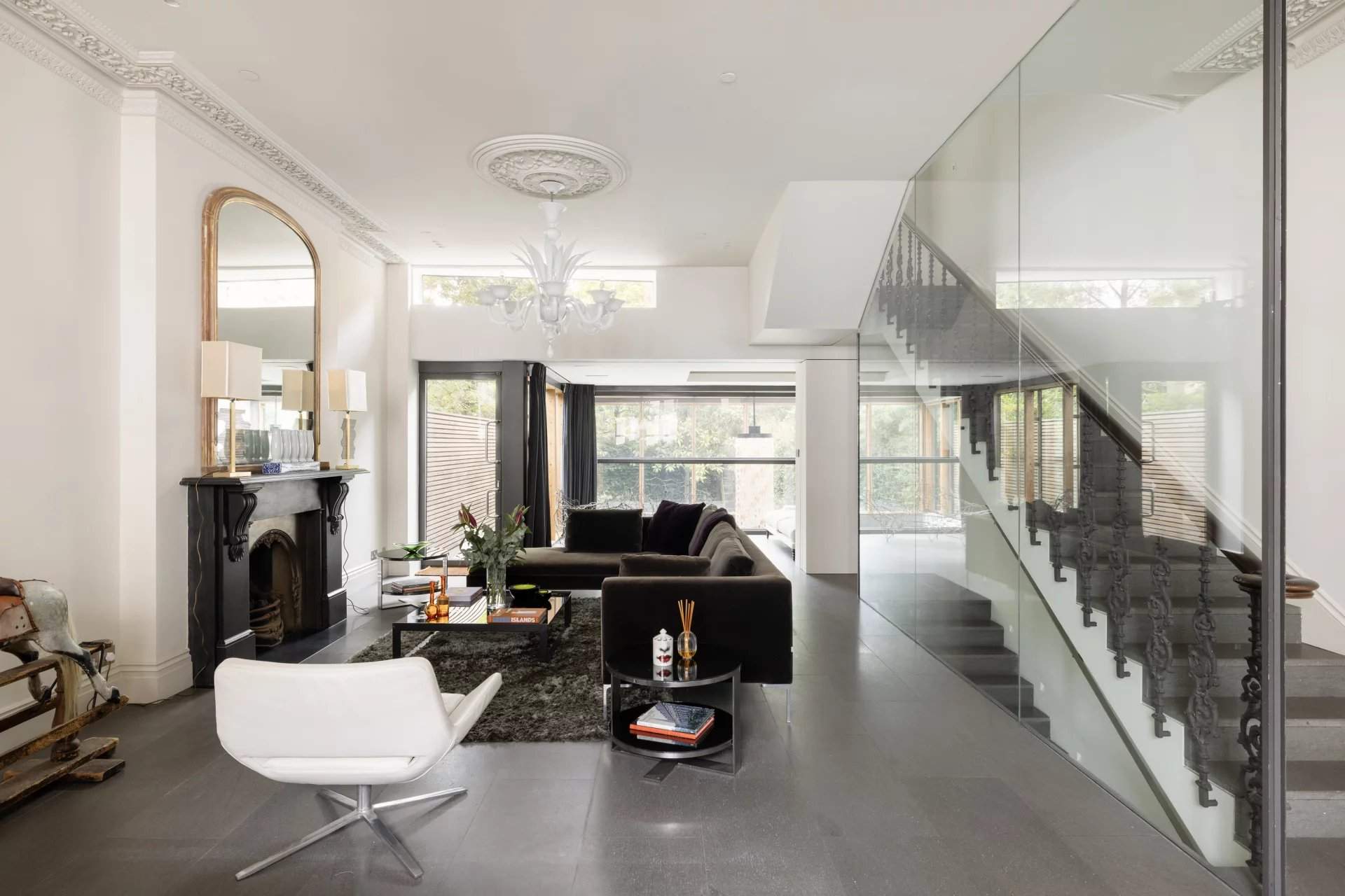 London  - Townhouse 5 Bedrooms - picture 2