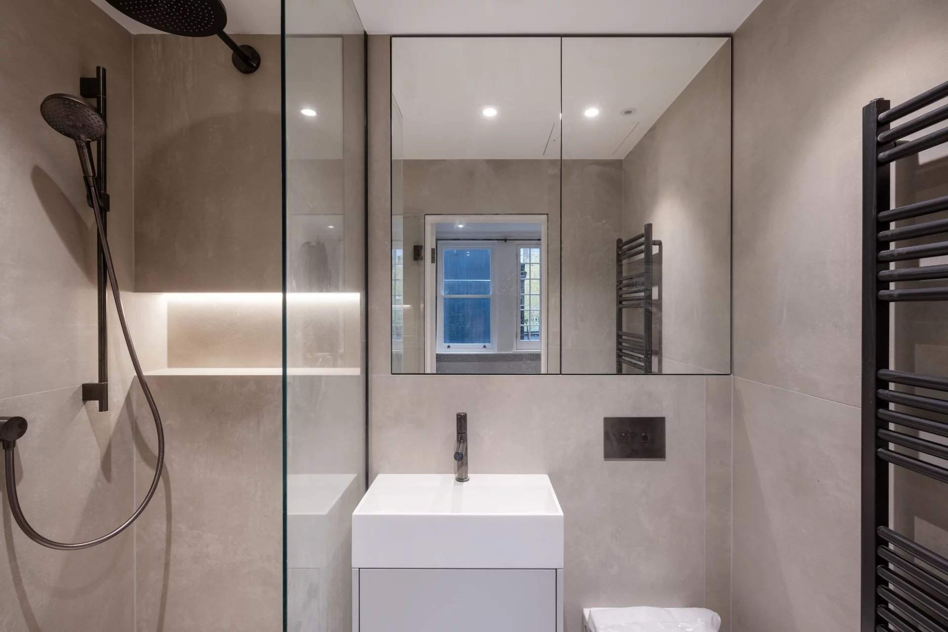 London  - Duplex 2 Bedrooms - picture 9