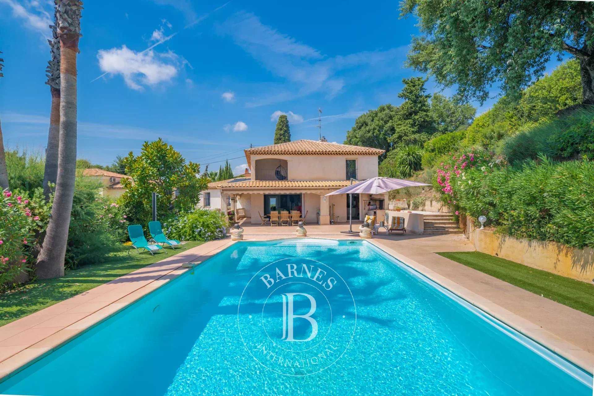 Antibes  - House 5 Bedrooms