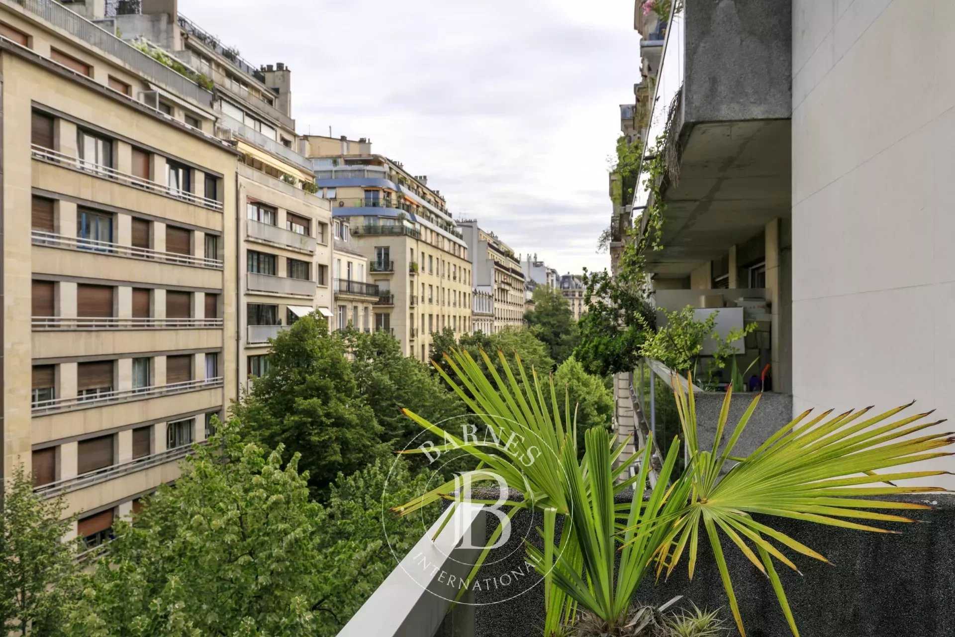 Appartement Paris 75016  -  ref 82955720 (picture 2)