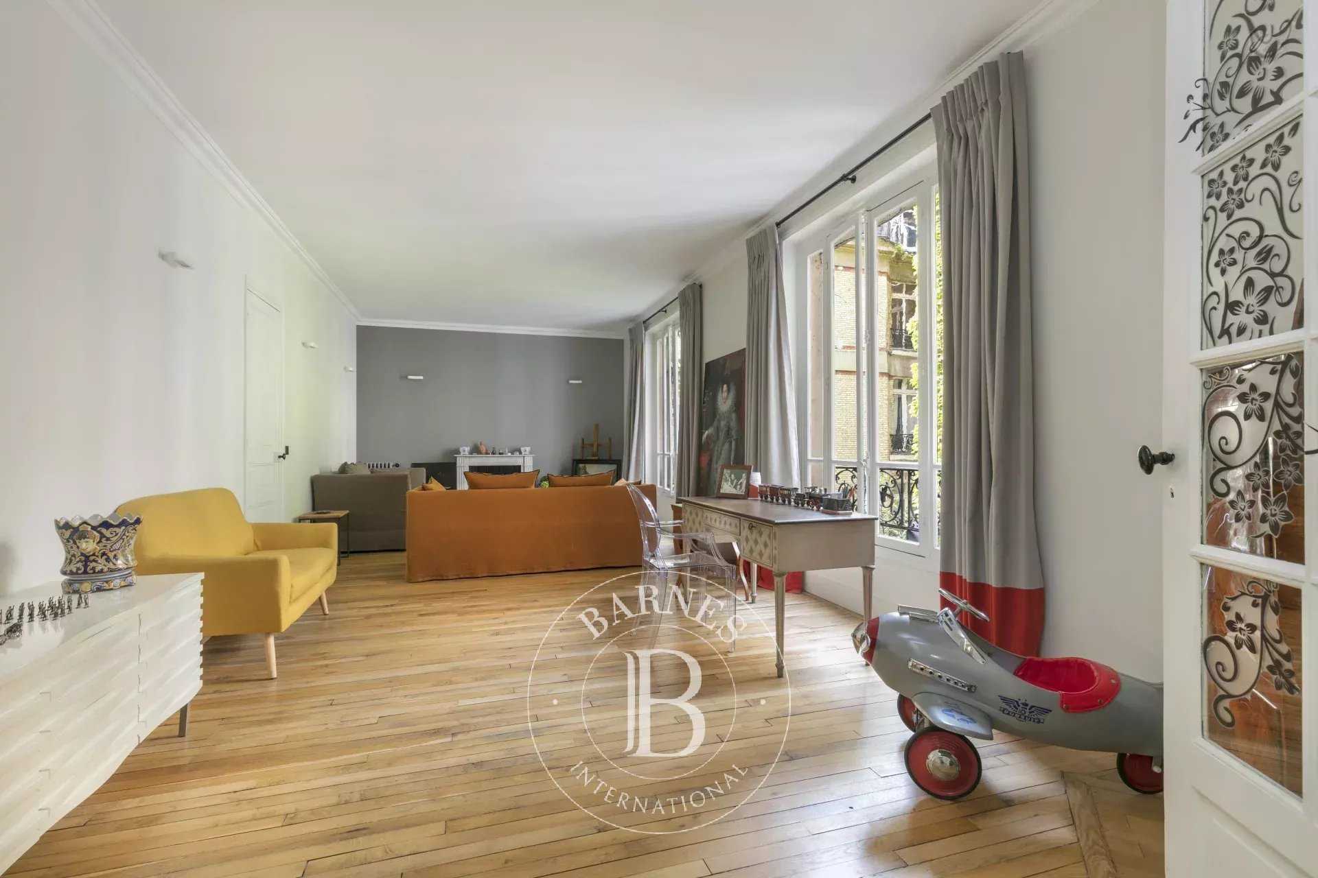 Appartement Paris 75016  -  ref 83411854 (picture 2)
