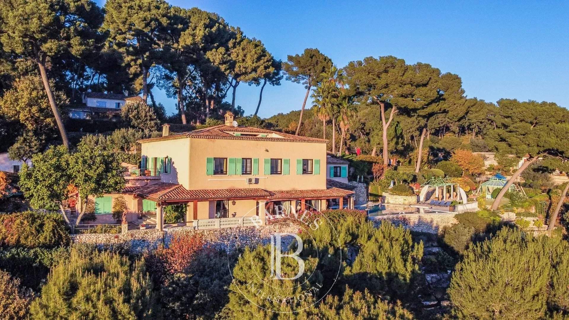 Saint-Paul-de-Vence  - Property 7 Bedrooms - picture 8