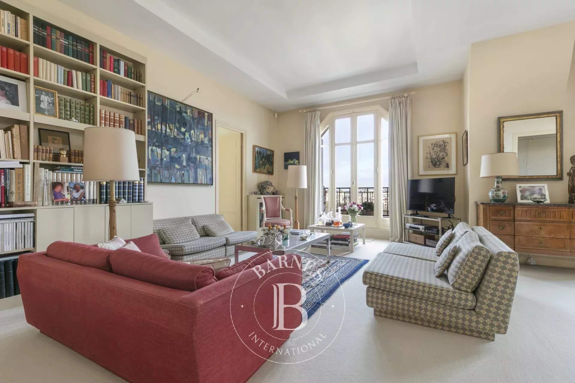 Paris  - Appartement 5 Pi&egrave;ces, 1 Chambre - picture 4