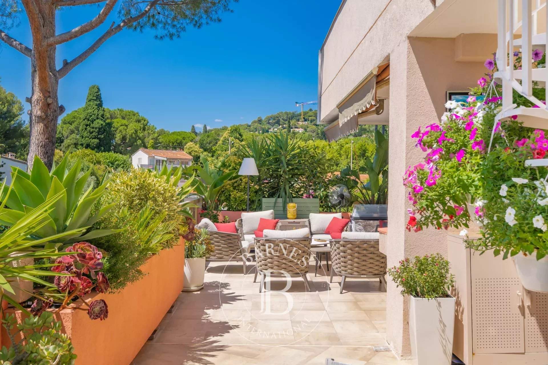 Cannes  - Appartement 3 Pièces 2 Chambres - picture 16