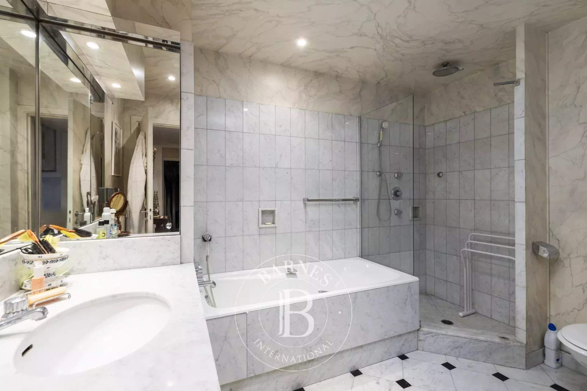 Paris  - Apartment 2 Bedrooms - picture 8