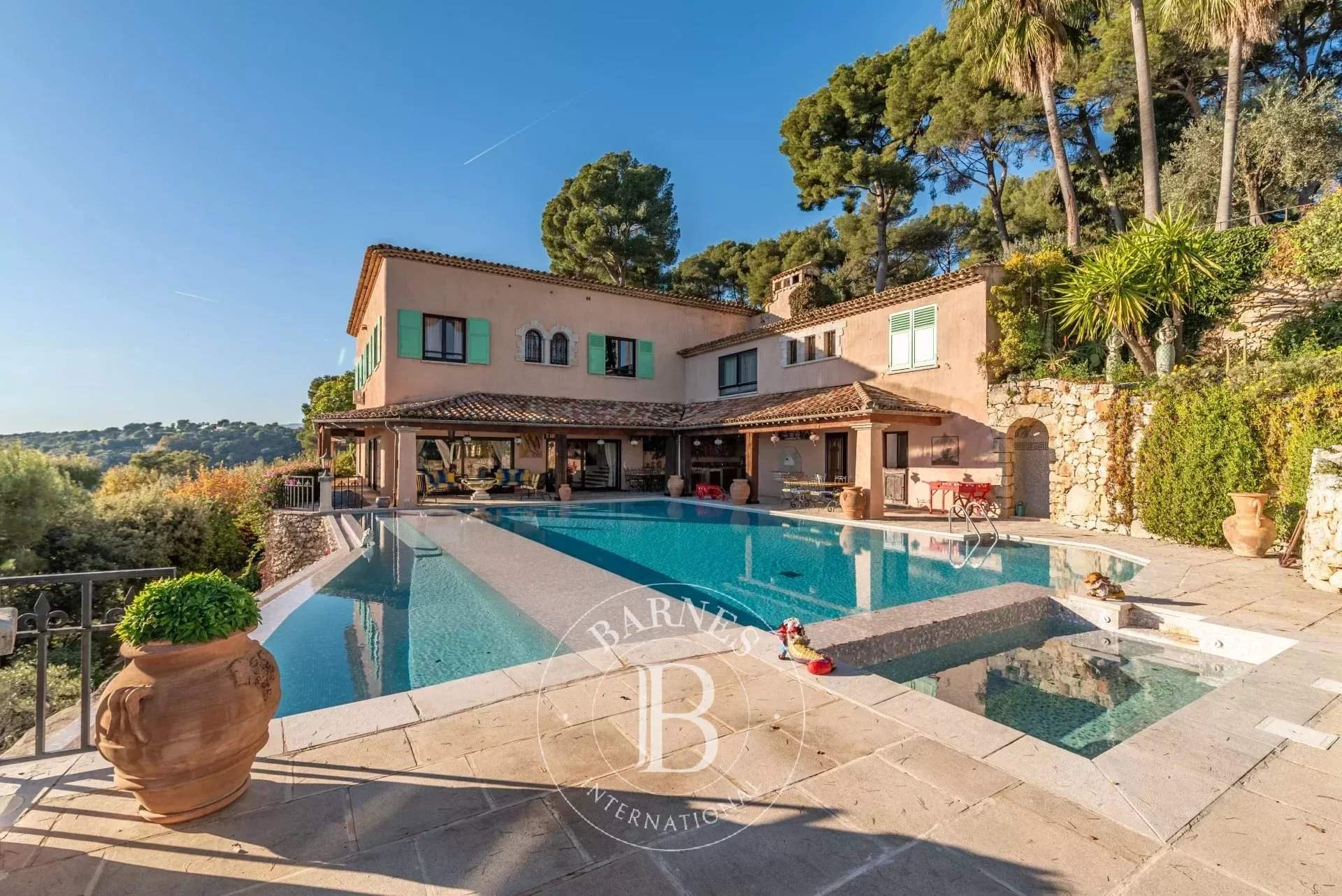 Saint-Paul-de-Vence  - Property 7 Bedrooms - picture 17