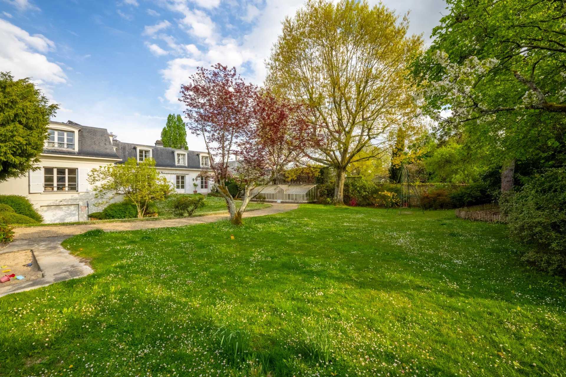 Versailles  - House 10 Bedrooms