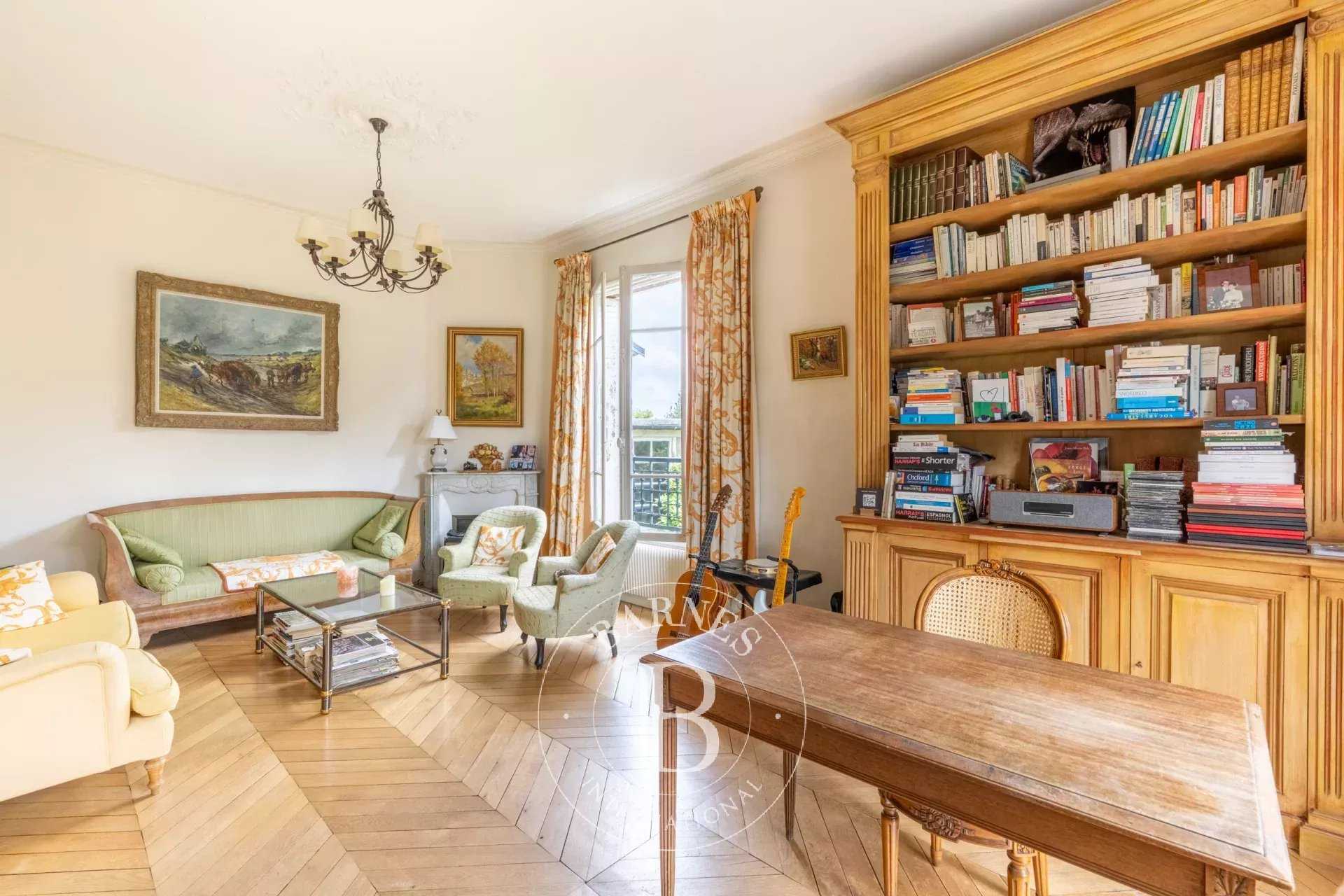 Le Chesnay-Rocquencourt  - House 5 Bedrooms