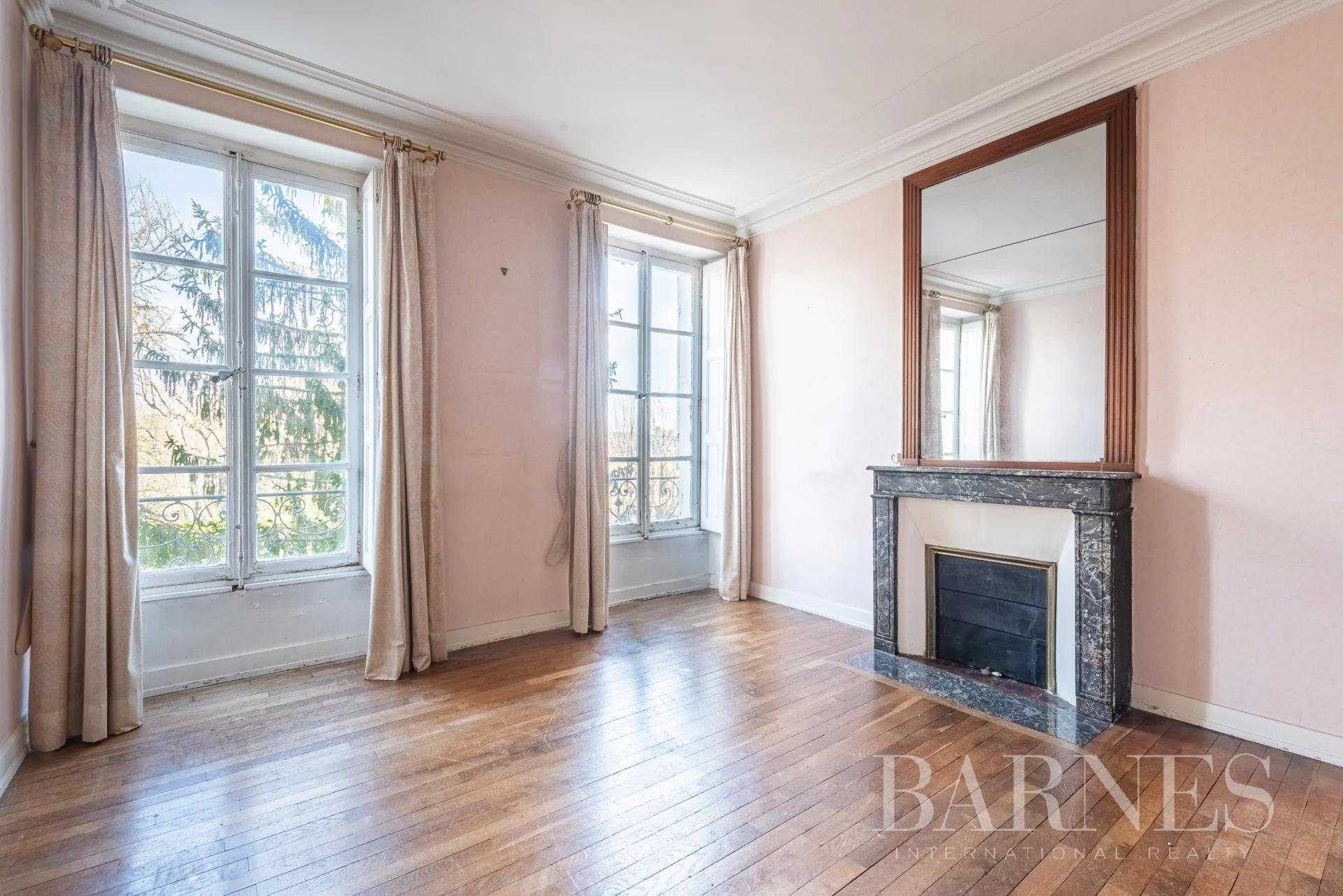 Versailles  - Appartement 4 Pièces 2 Chambres