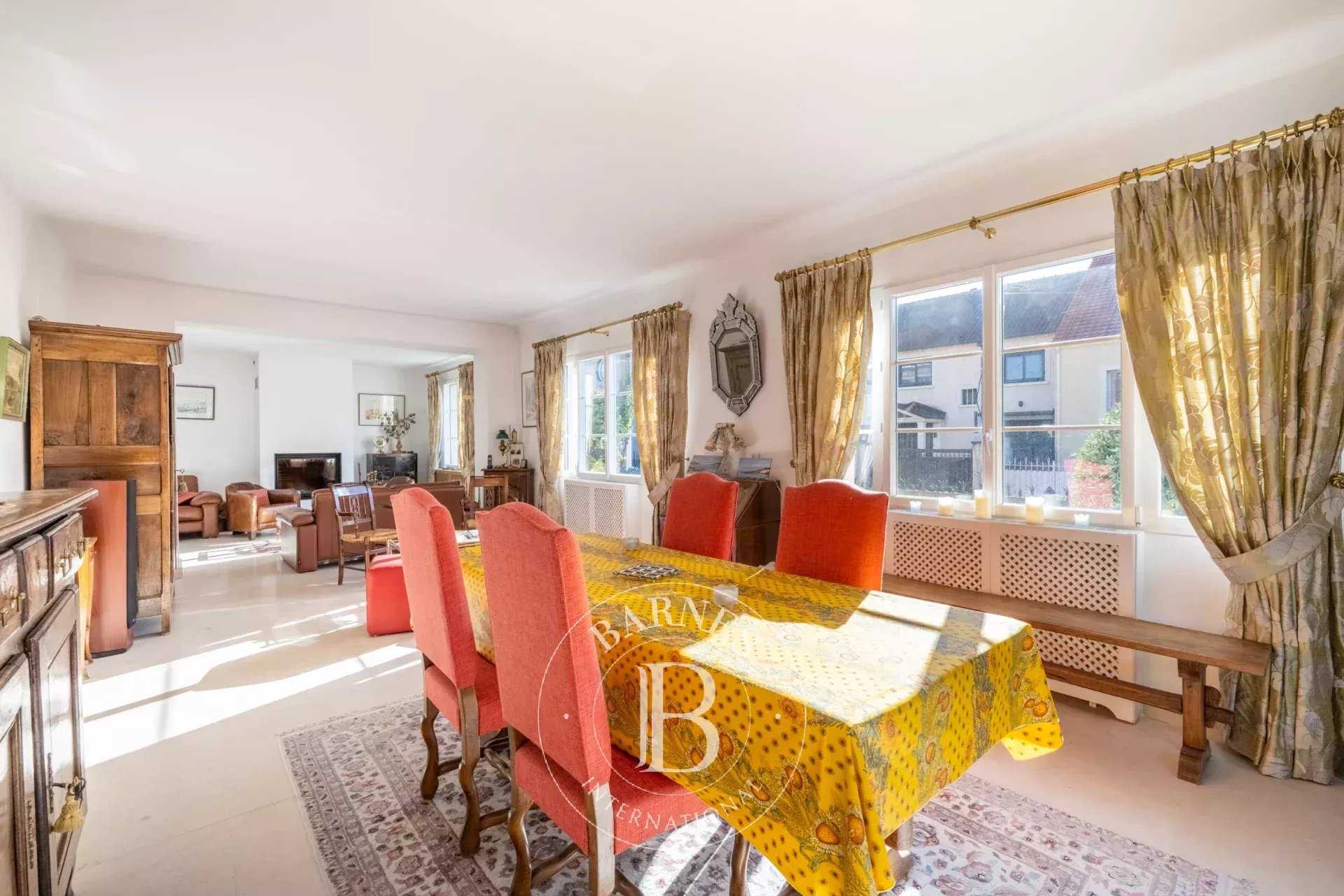 Le Chesnay-Rocquencourt  - House 5 Bedrooms