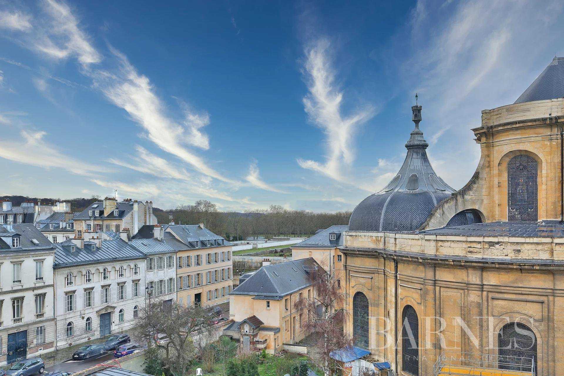 Versailles  - Appartement 5 Pièces 3 Chambres