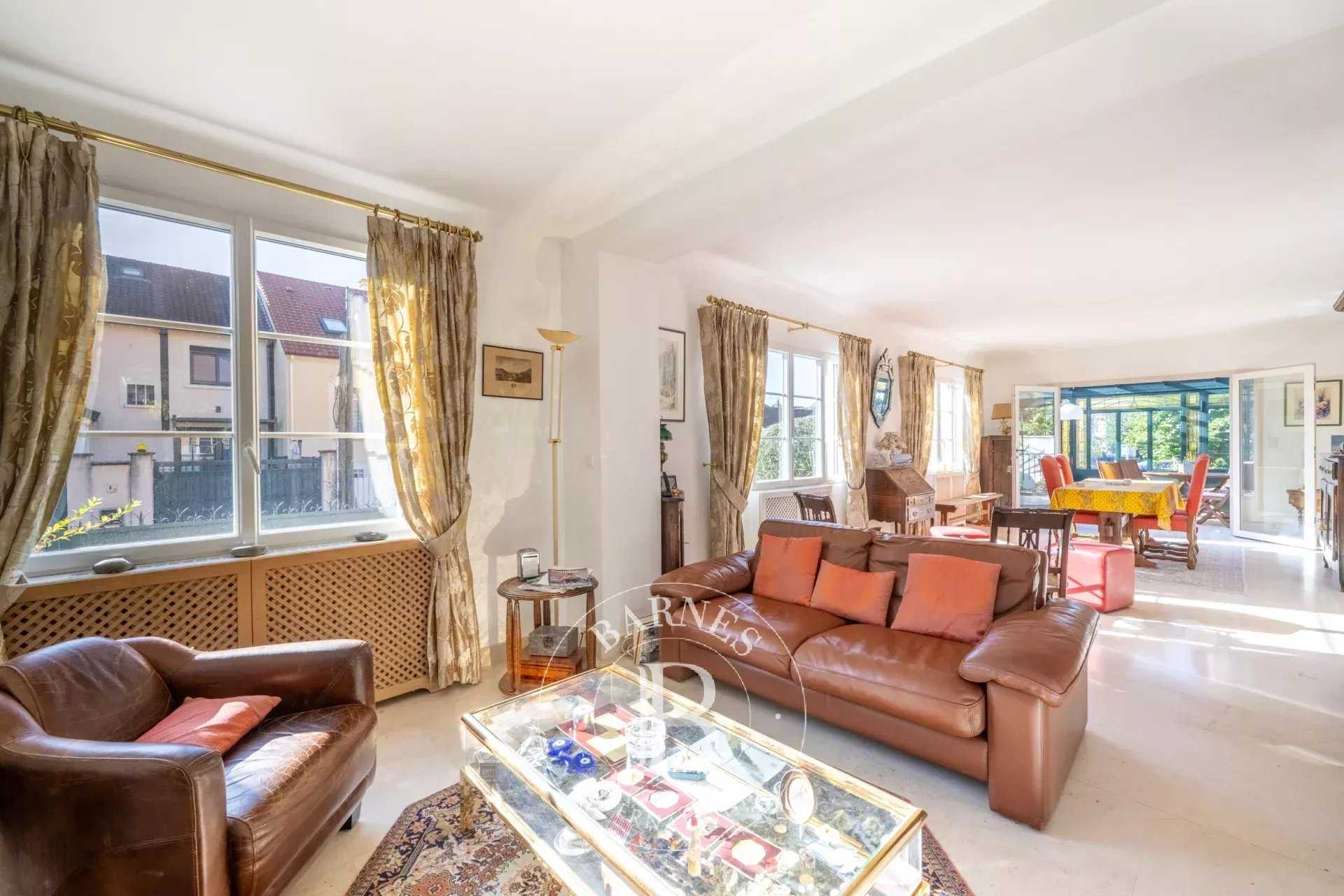 Le Chesnay-Rocquencourt  - House 5 Bedrooms