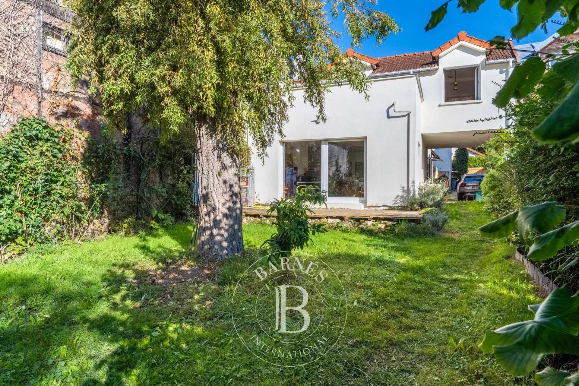 Casa Viroflay