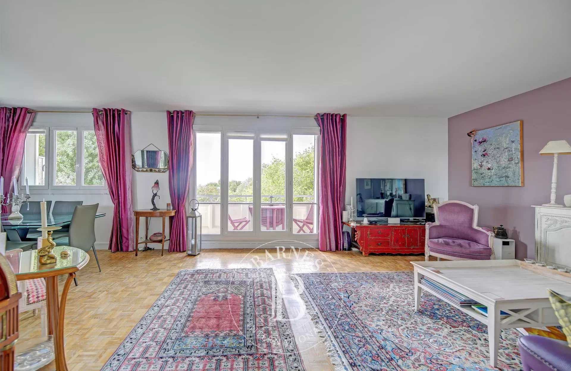 Versailles  - Appartement 5 Pièces 3 Chambres