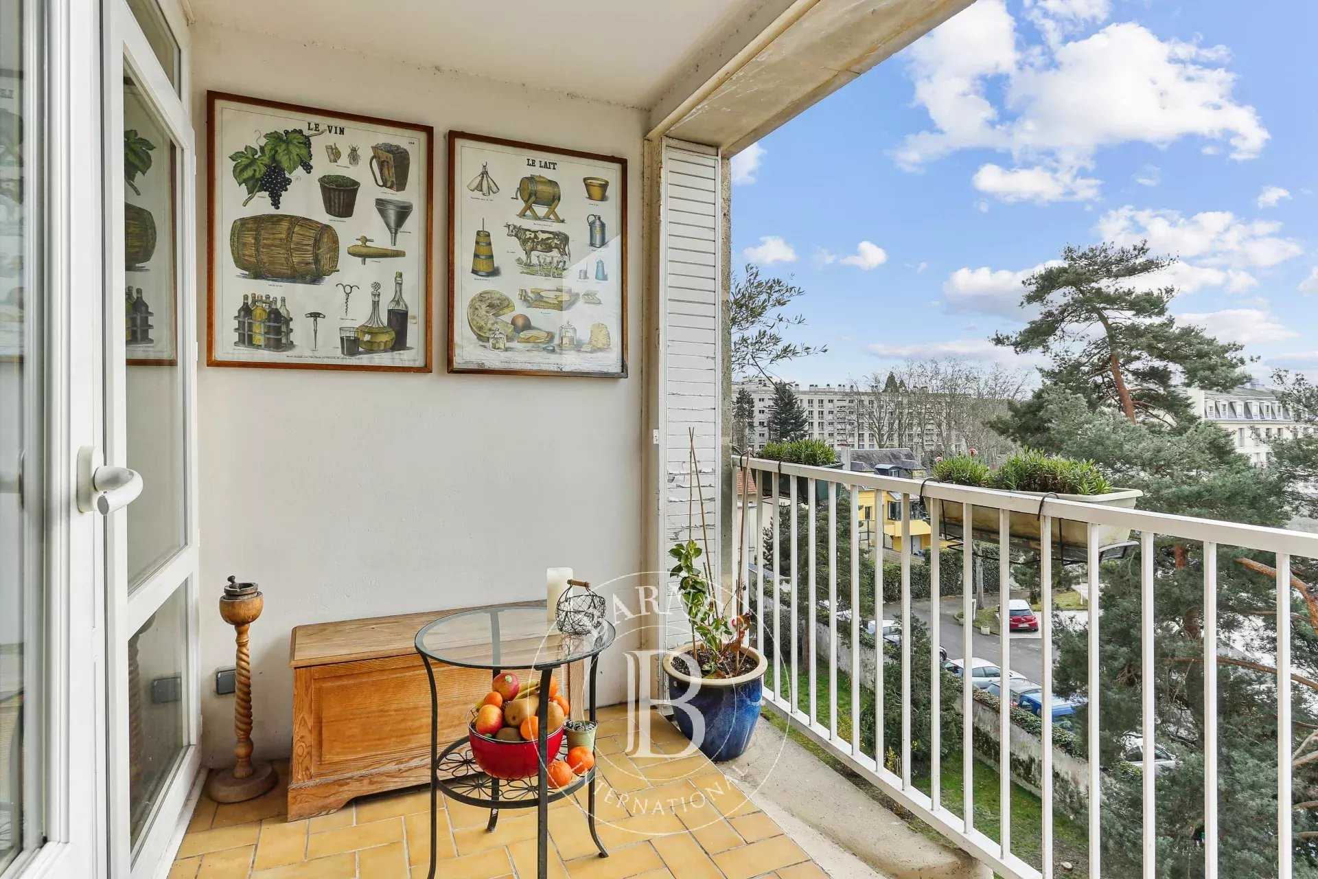Versailles  - Appartement 4 Pièces 2 Chambres