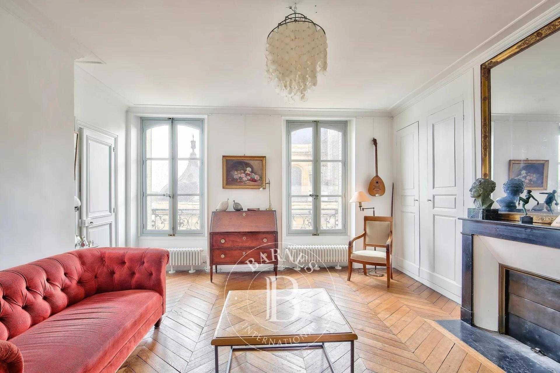 Versailles  - Appartement 5 Pièces 3 Chambres