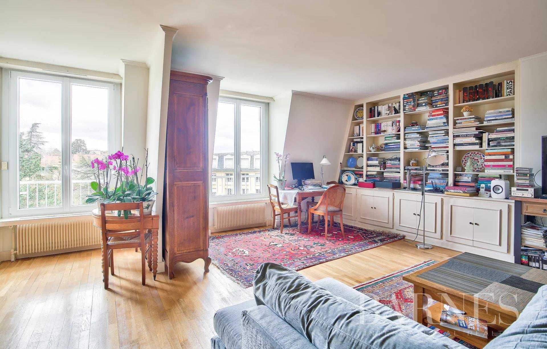 Versailles  - Appartement 5 Pièces 3 Chambres