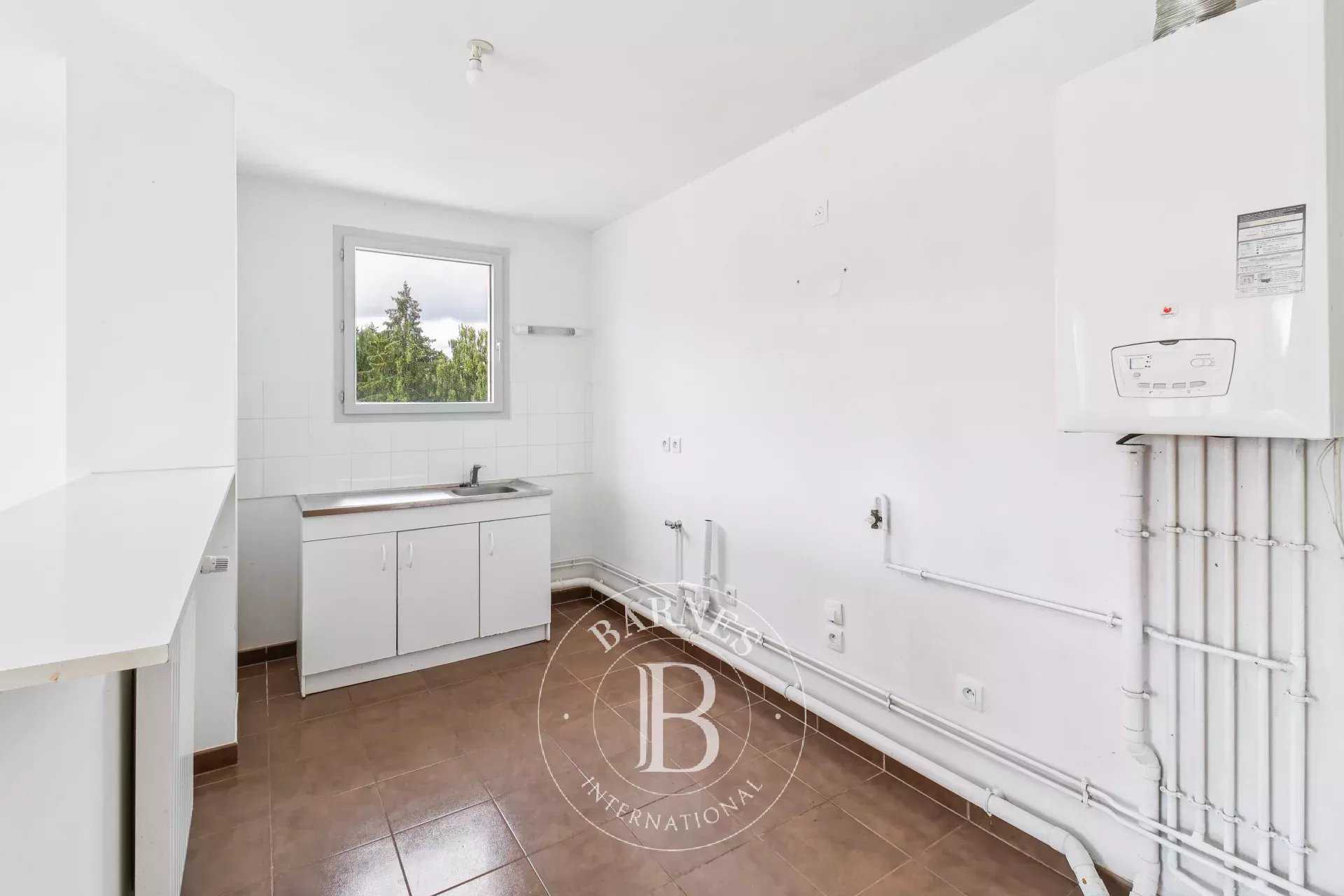 Versailles  - Appartement 3 Pièces 2 Chambres
