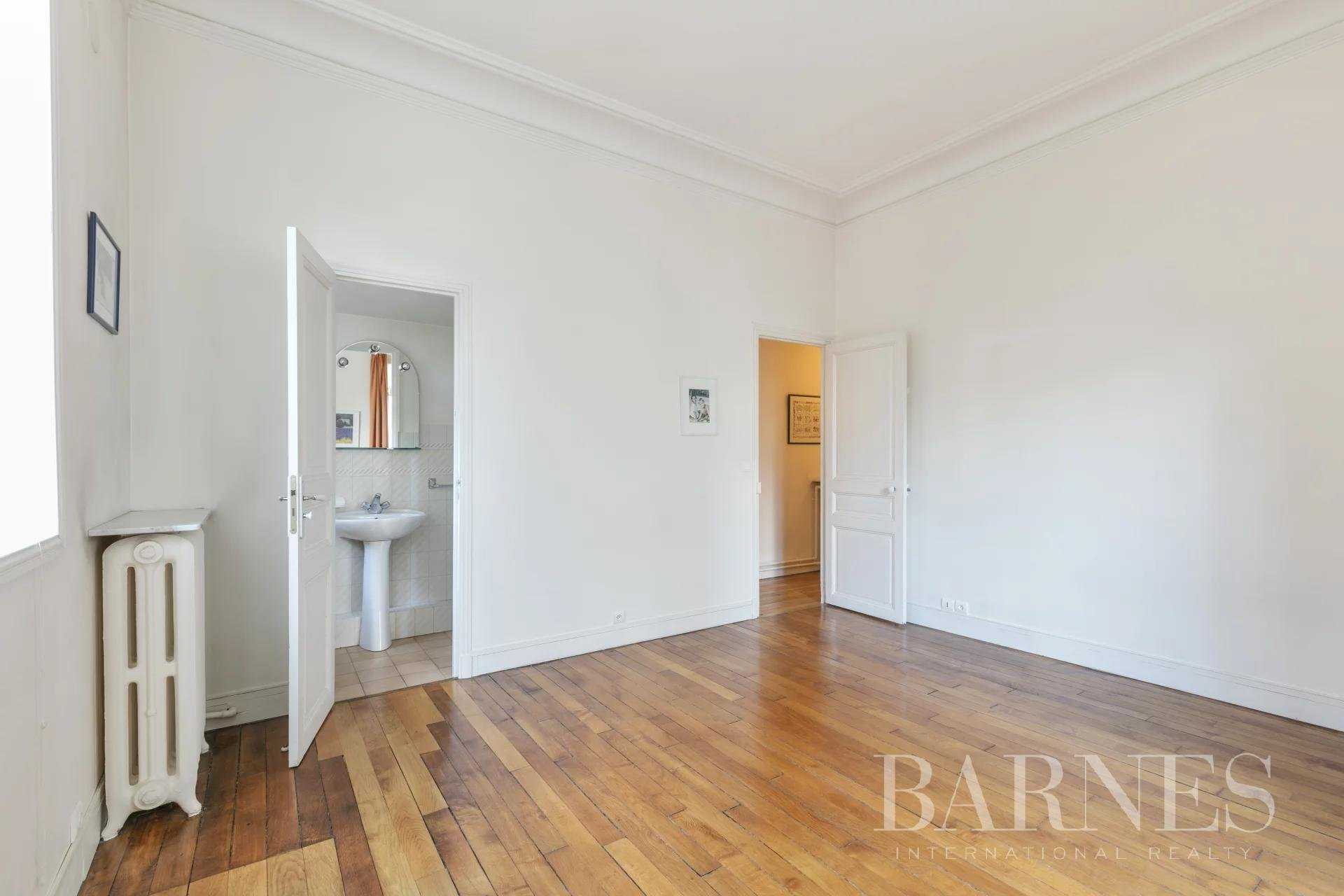 Versailles  - Appartement 5 Pièces 4 Chambres
