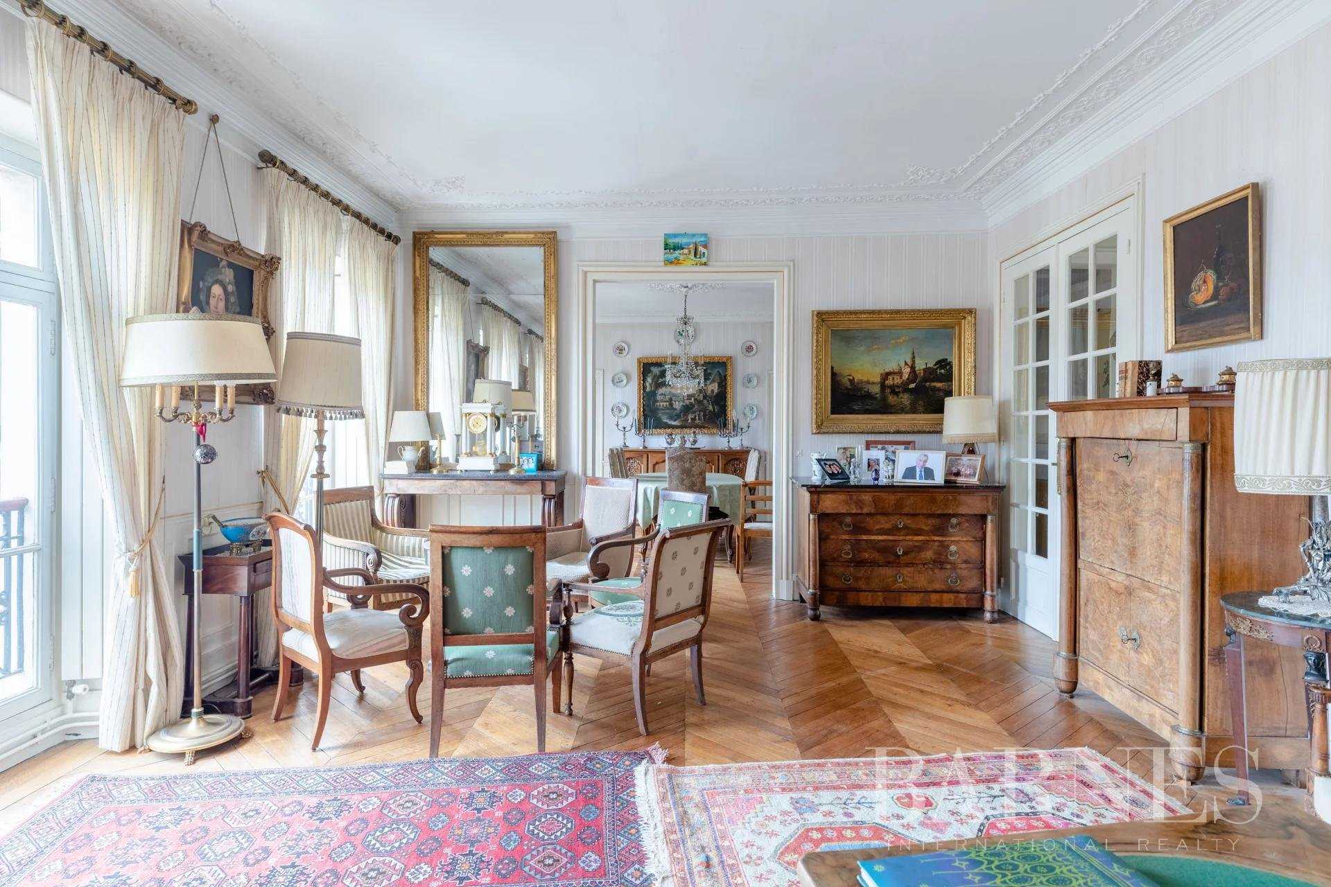 Versailles  - Appartement 5 Pièces 4 Chambres