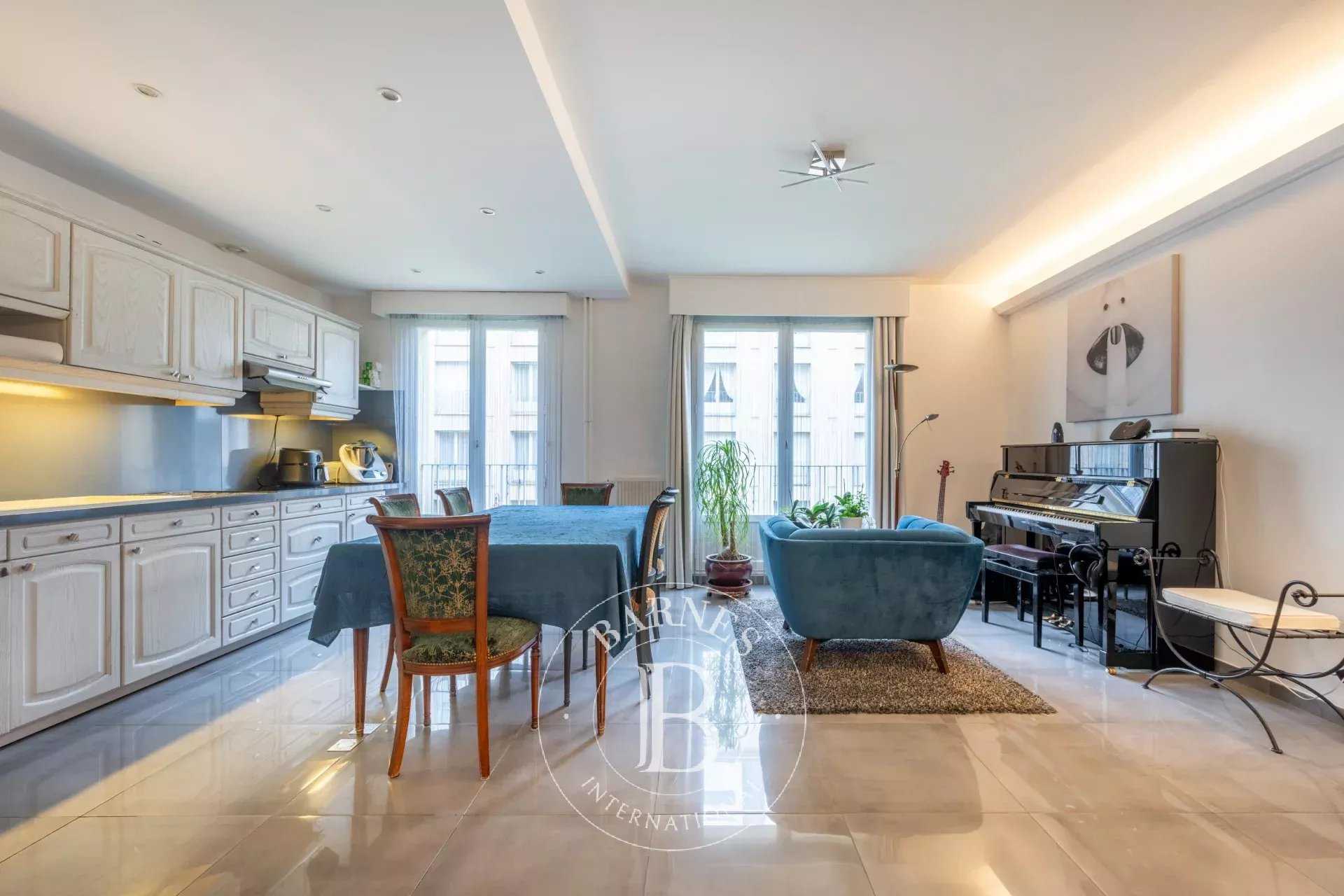 Versailles  - Appartement 6 Pièces 4 Chambres