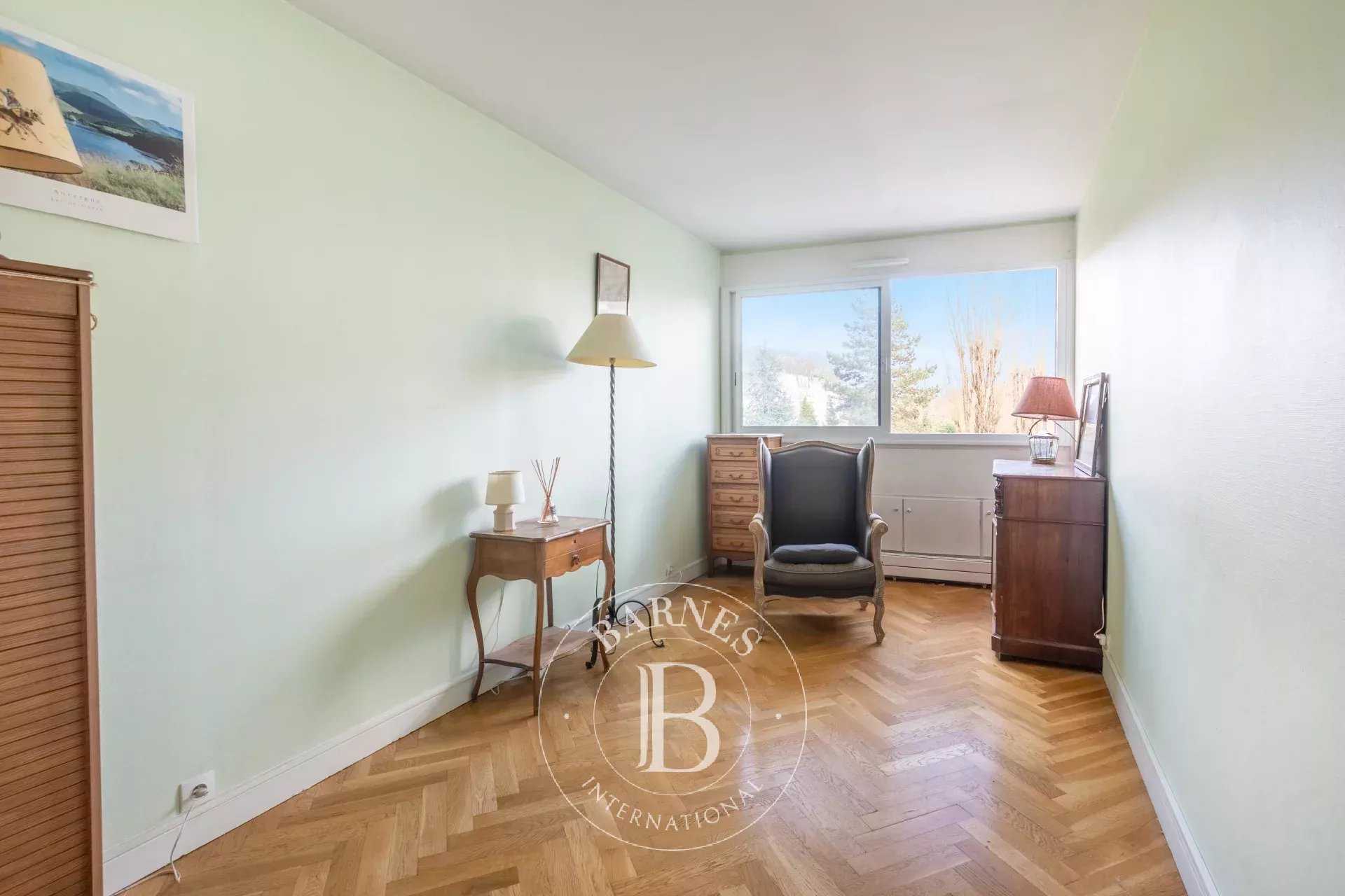 Versailles  - Appartement 3 Pièces 2 Chambres