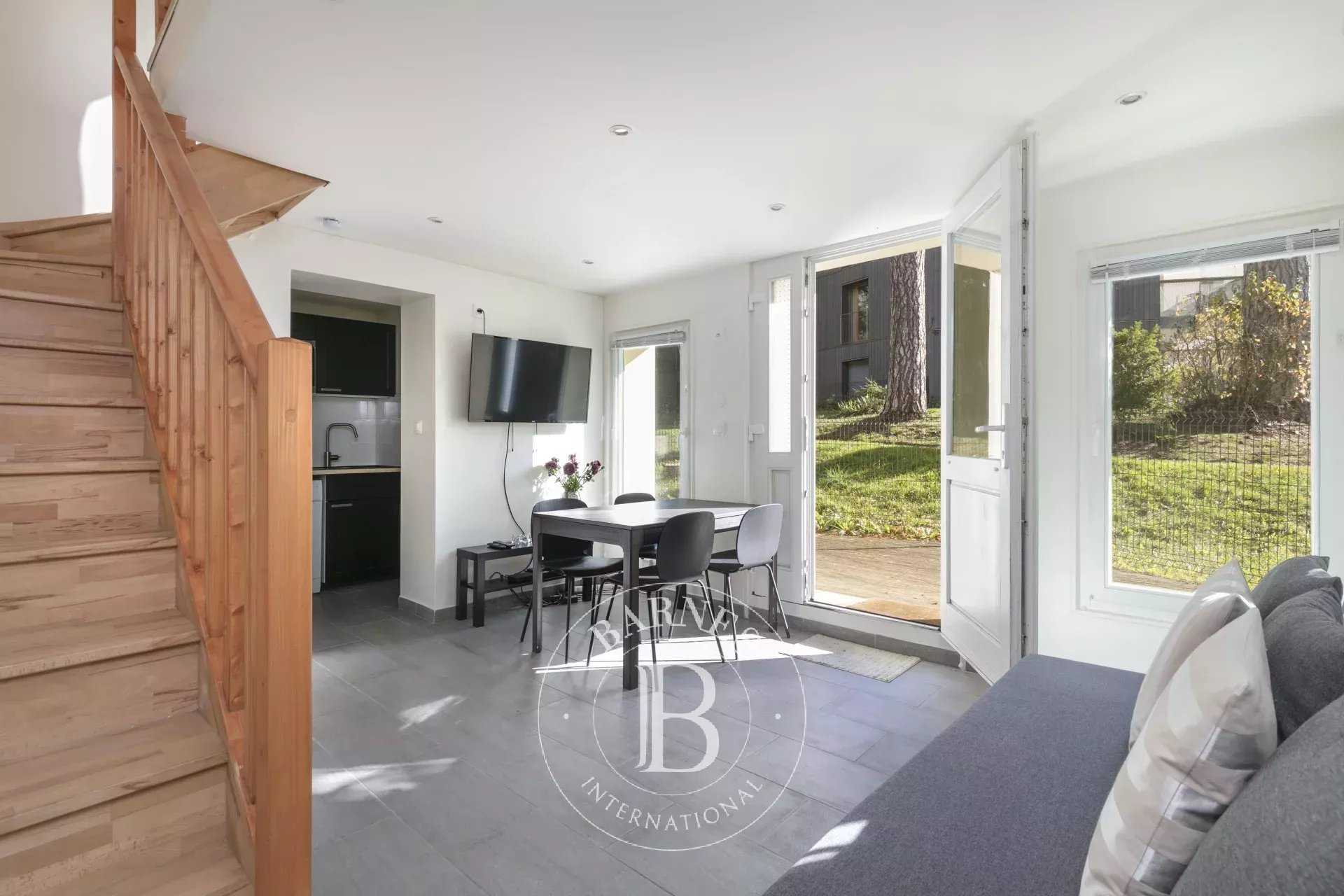 Versailles  - Appartement 2 Pièces, 1 Chambre
