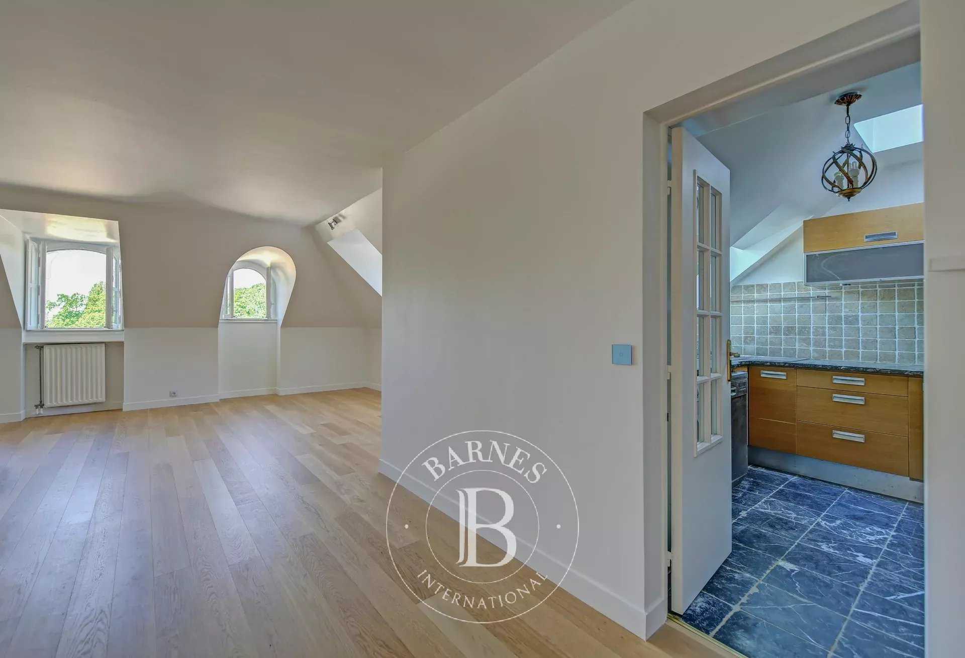 Versailles  - Apartment 2 Bedrooms