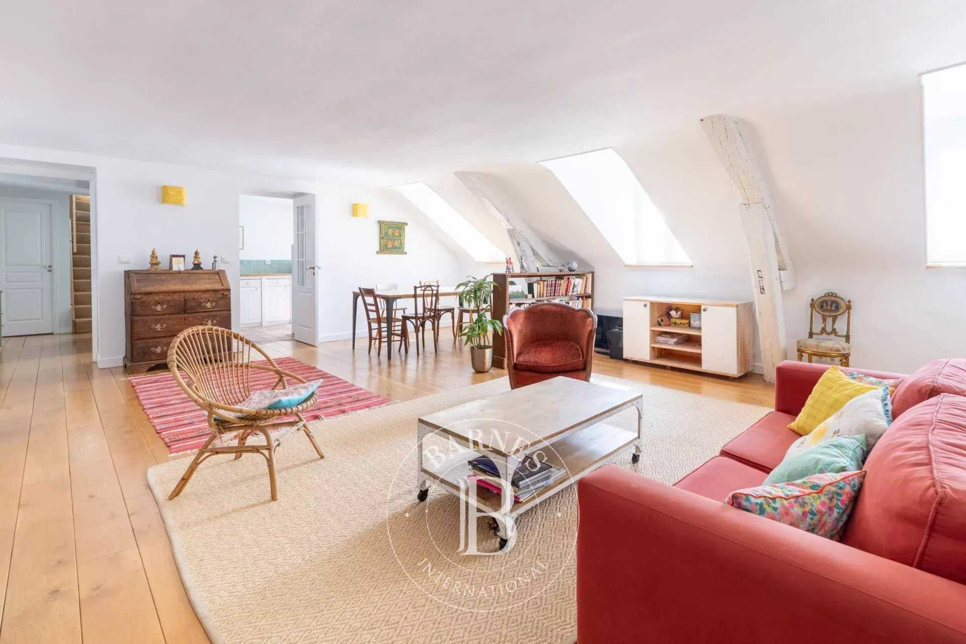 Versailles  - Apartment 4 Bedrooms