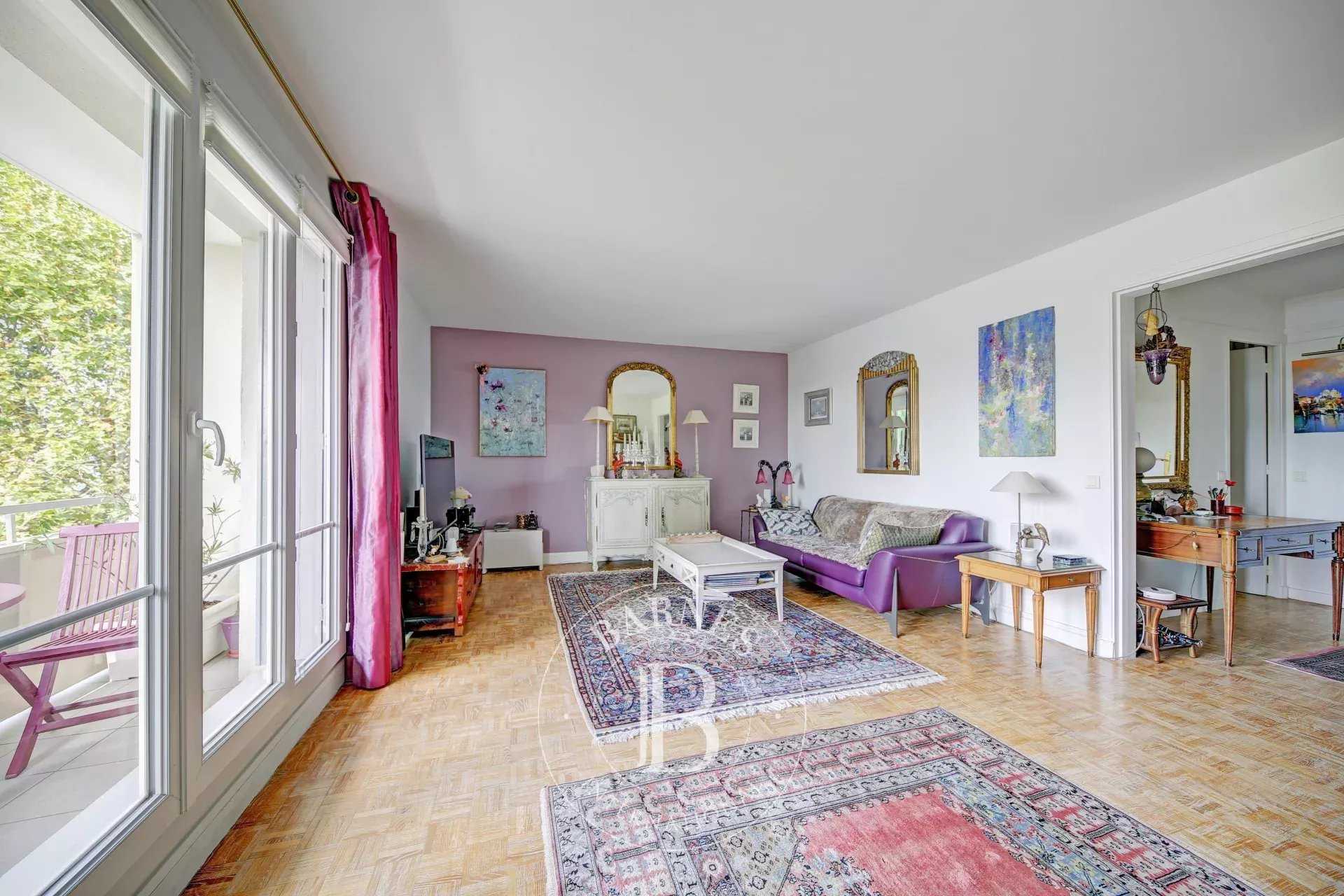 Versailles  - Appartement 5 Pièces 3 Chambres