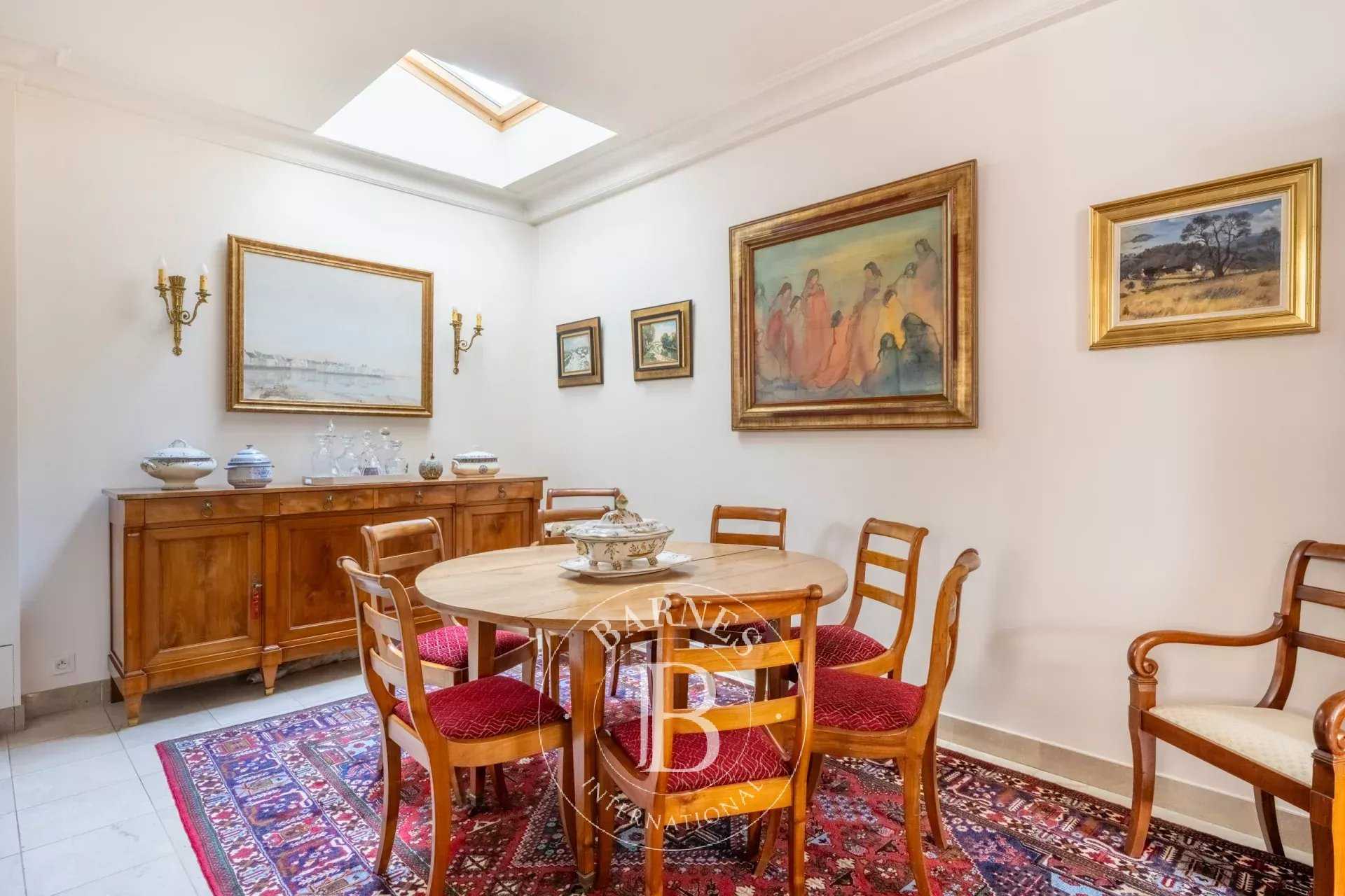 Versailles  - Casa 8 Cuartos 5 Habitaciones