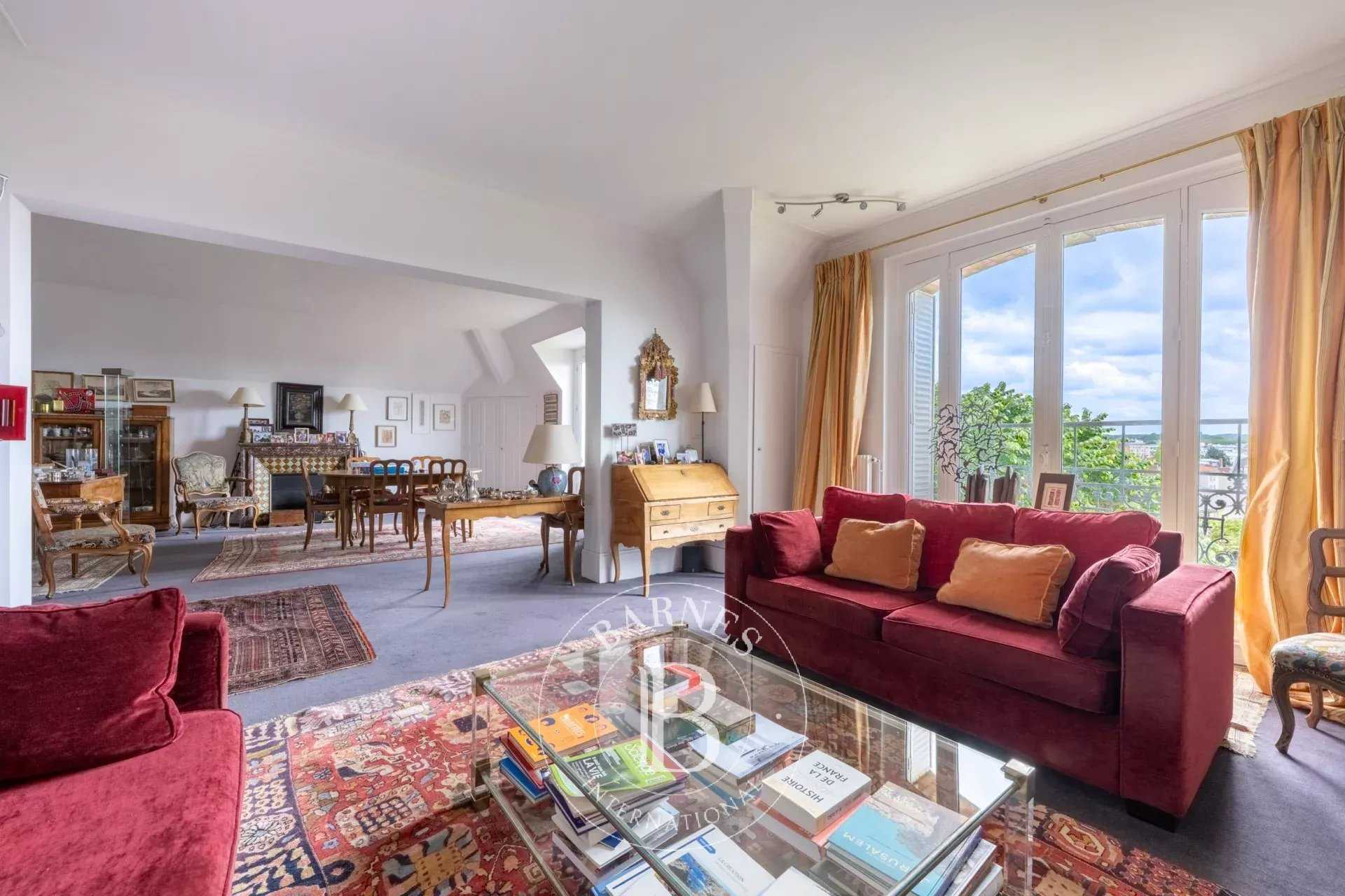 Le Chesnay-Rocquencourt  - Duplex 7 Pi&egrave;ces 5 Chambres